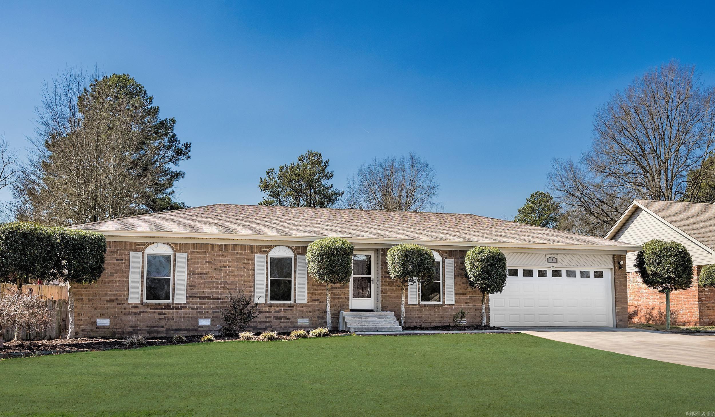 FOXWOOD J - Residential