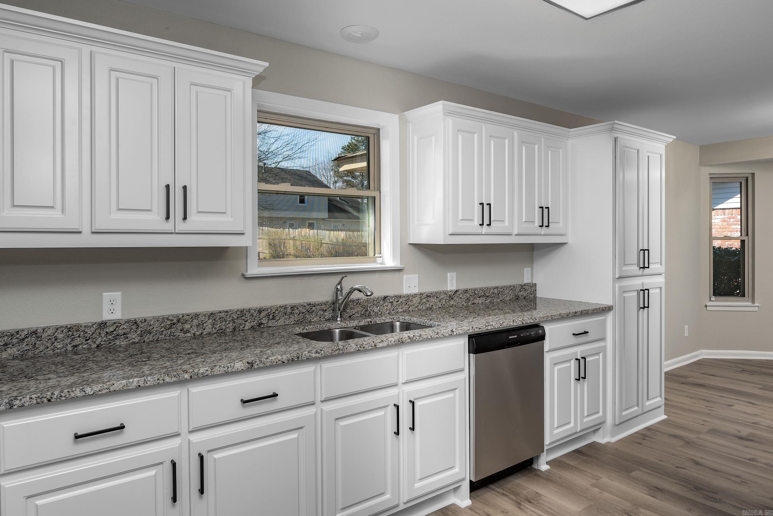 FOXWOOD J - Residential