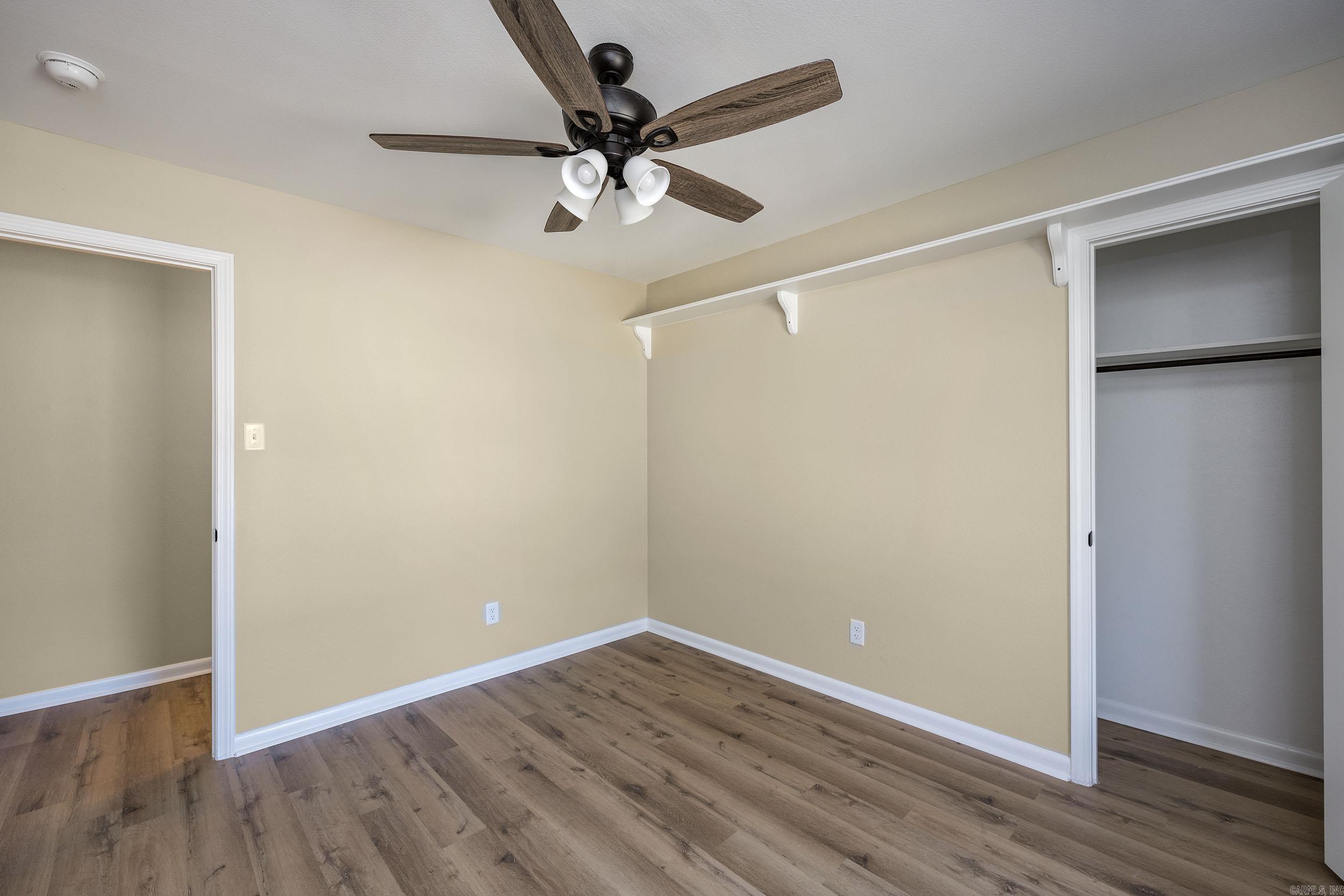 FOXWOOD J - Residential