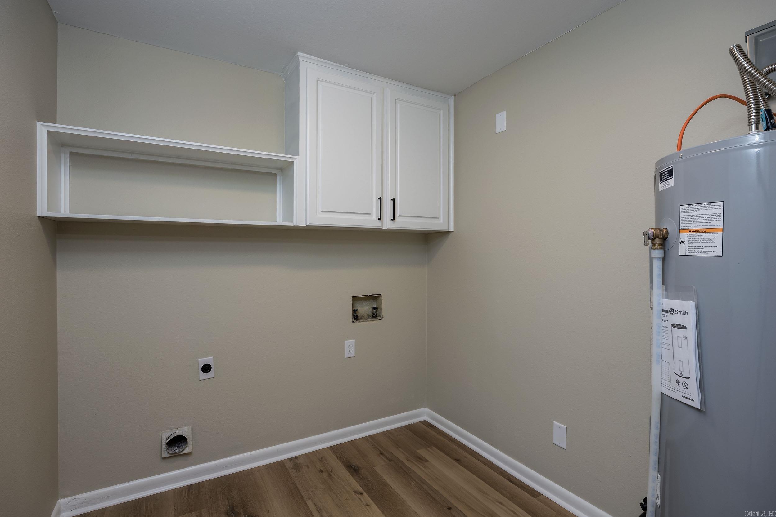 FOXWOOD J - Residential