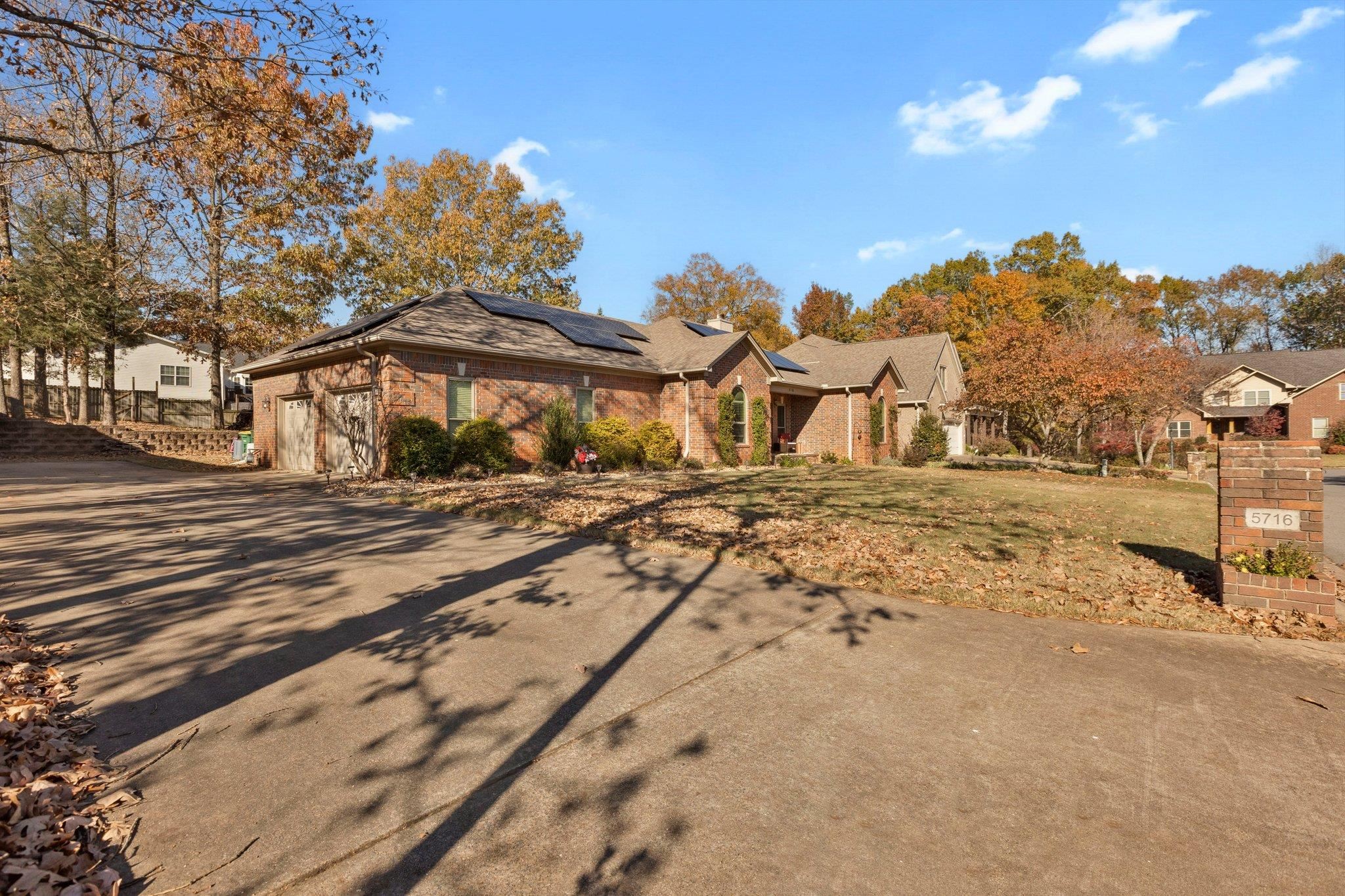 PINNACLE VALLEY - Residential
