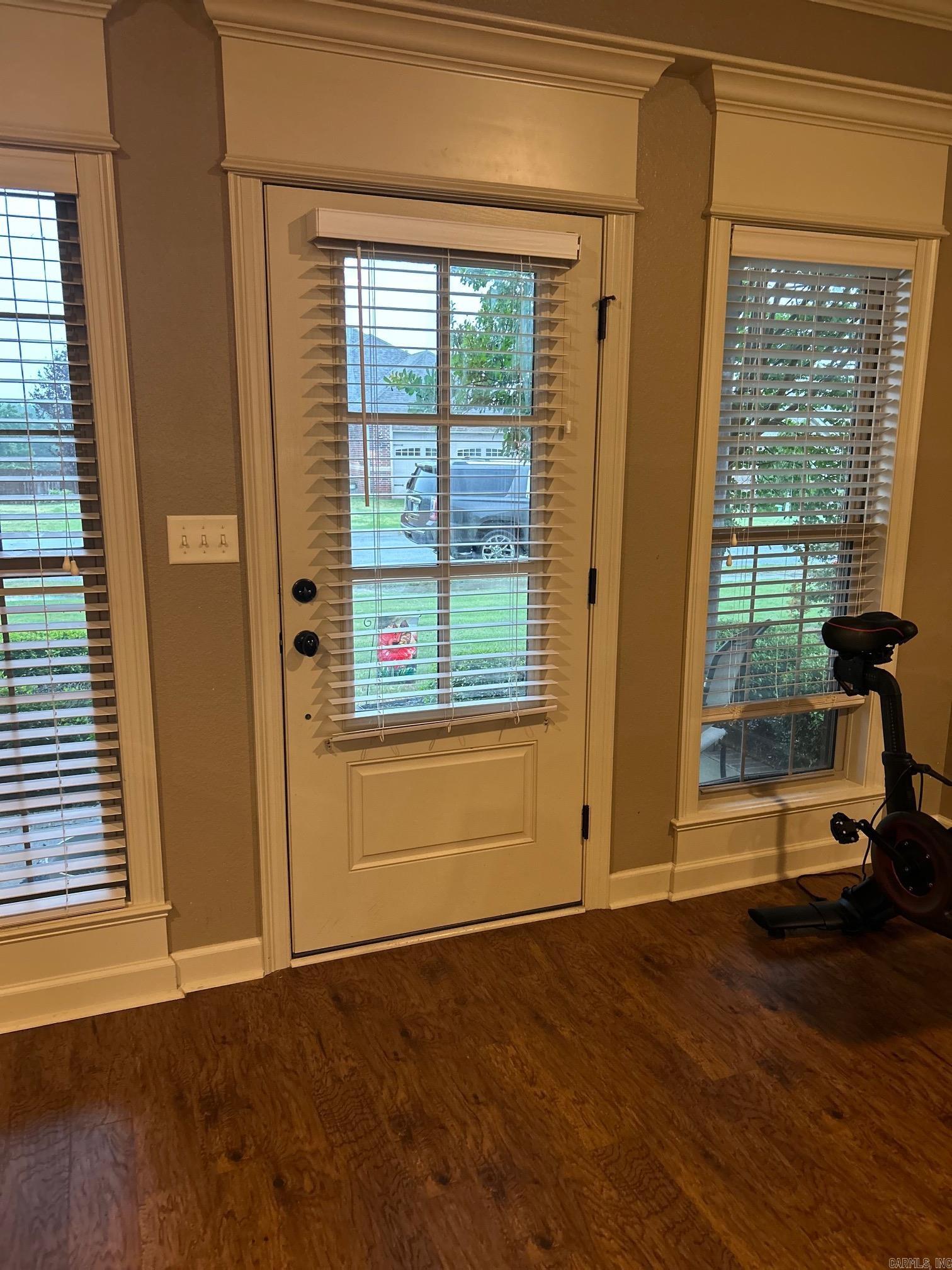 THE POINTE AT SOUTHWIND - Residential