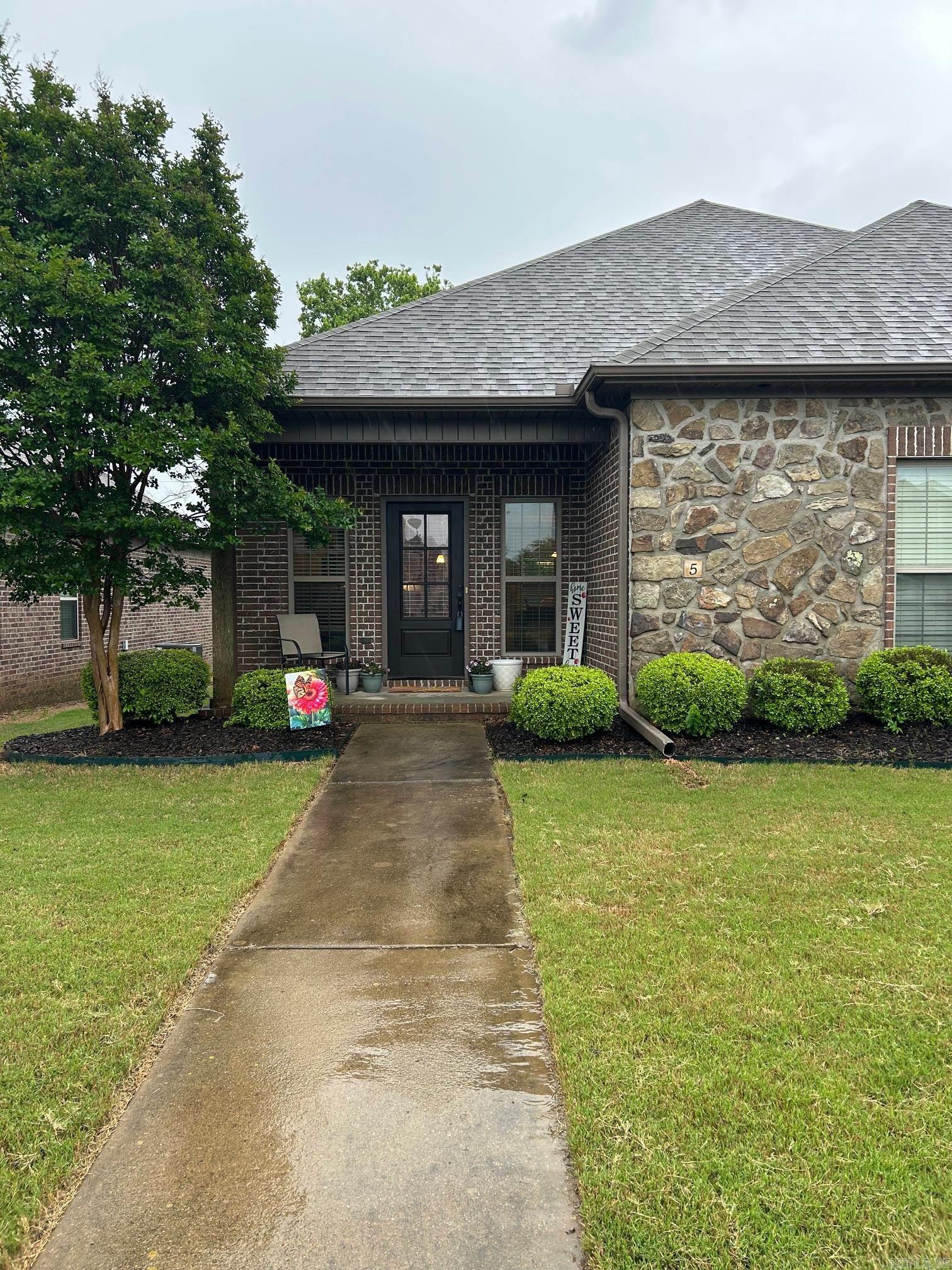 THE POINTE AT SOUTHWIND - Residential