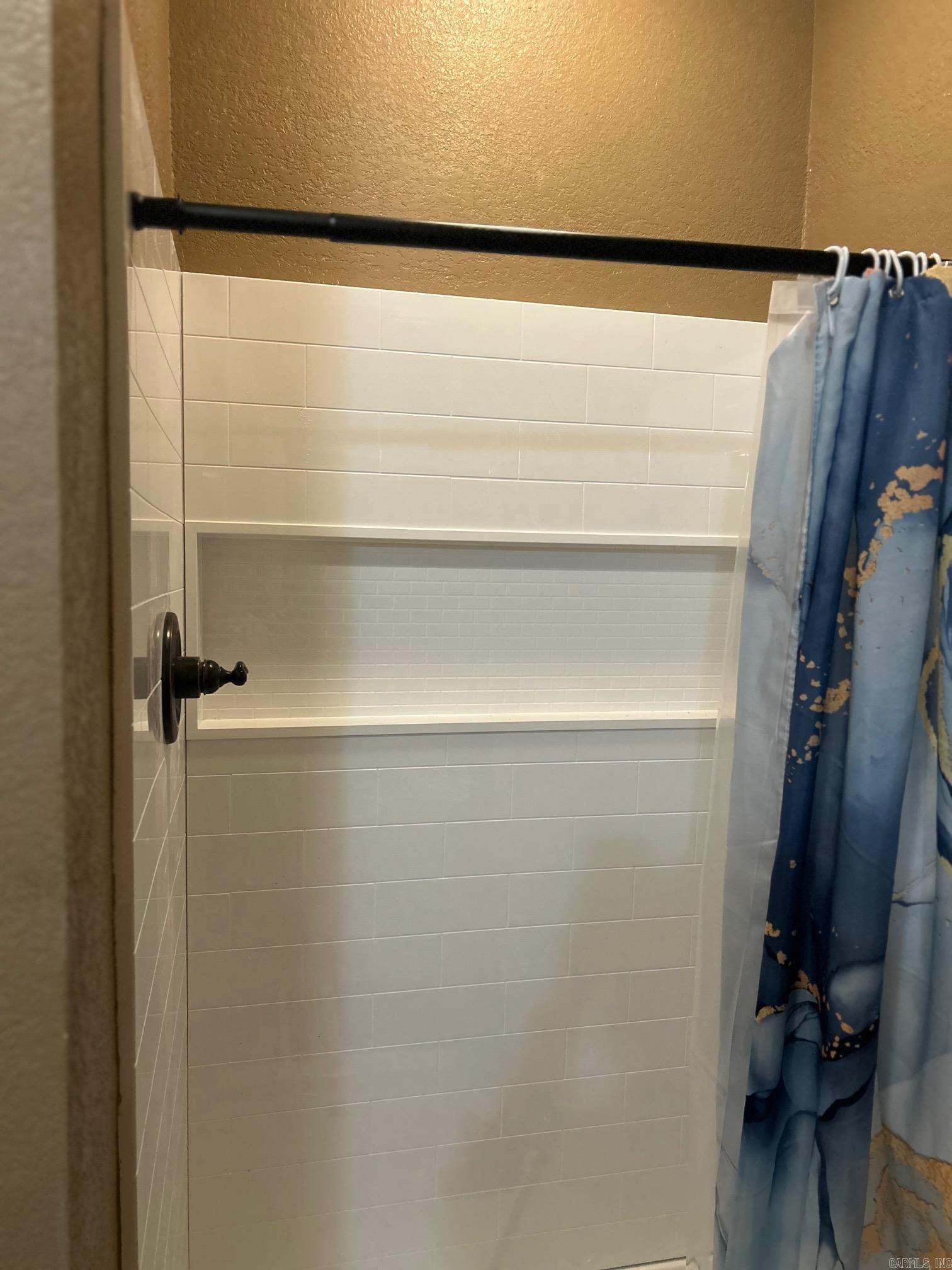 THE POINTE AT SOUTHWIND - Residential