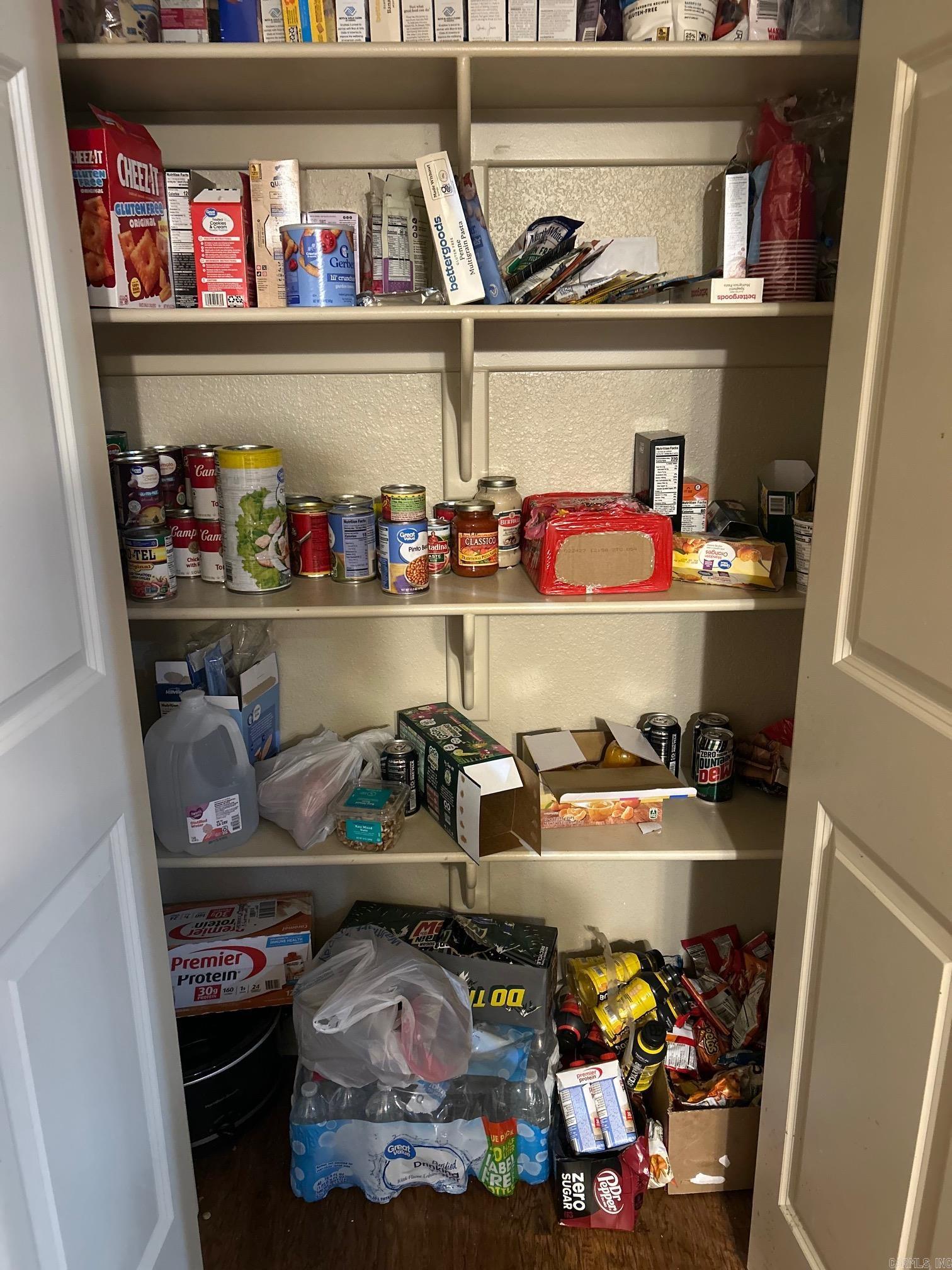 THE POINTE AT SOUTHWIND - Residential