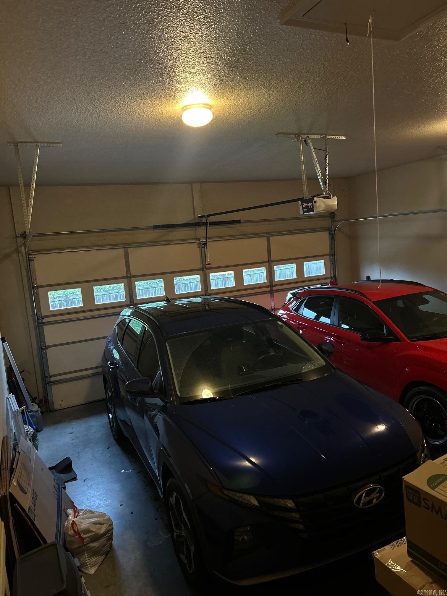 THE POINTE AT SOUTHWIND - Residential