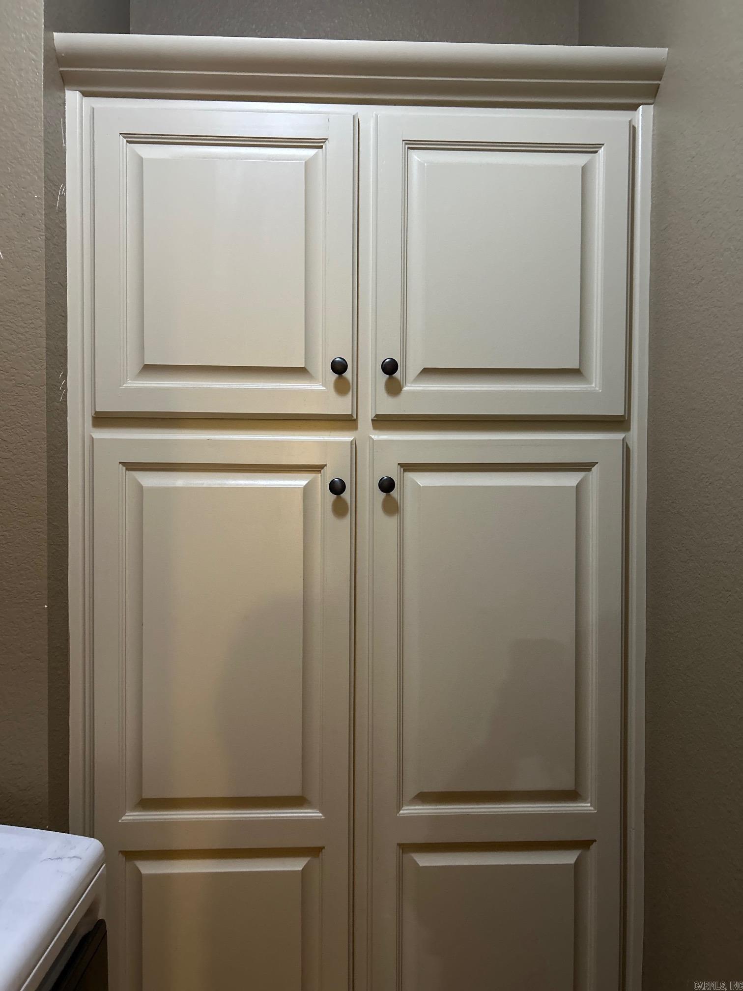 THE POINTE AT SOUTHWIND - Residential