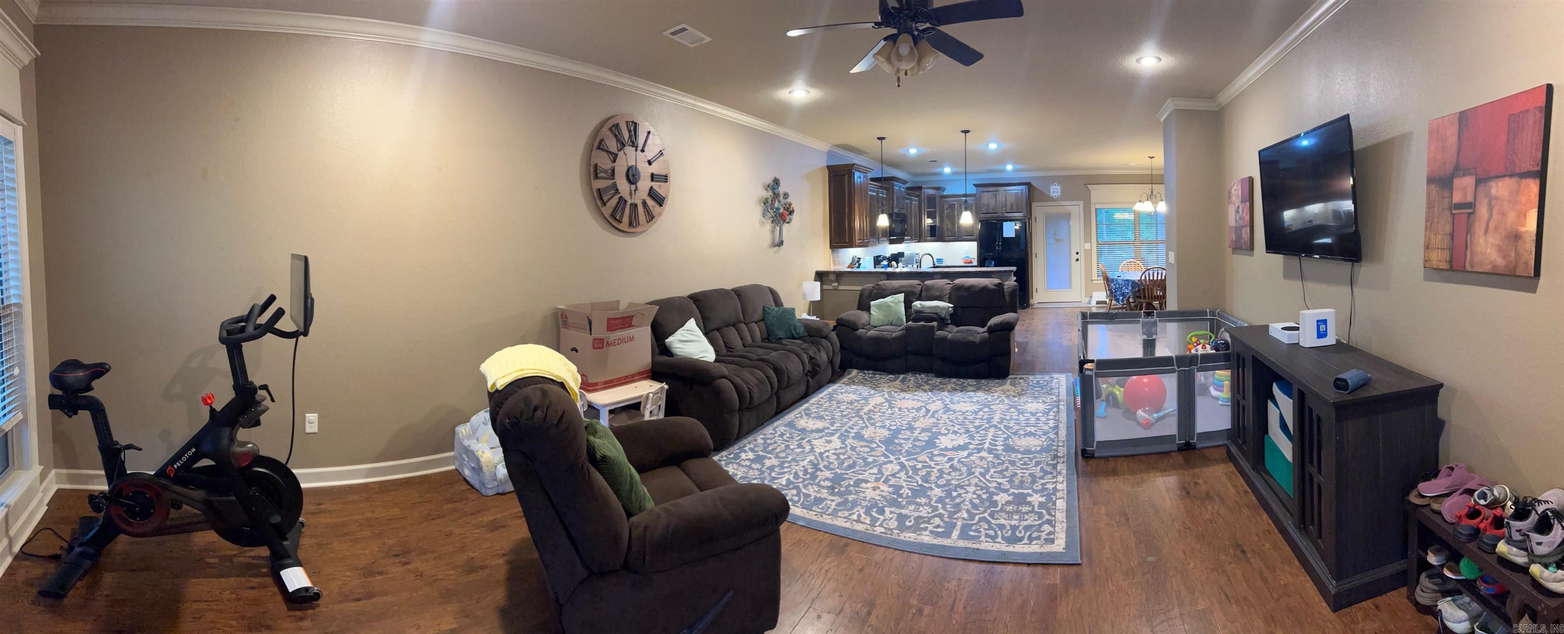 THE POINTE AT SOUTHWIND - Residential