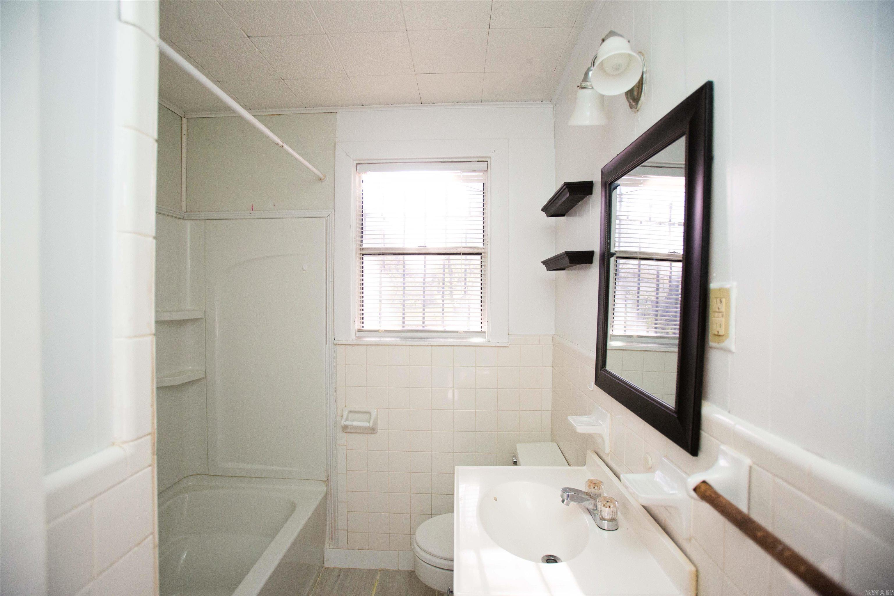 Banksberg - Residential Lease