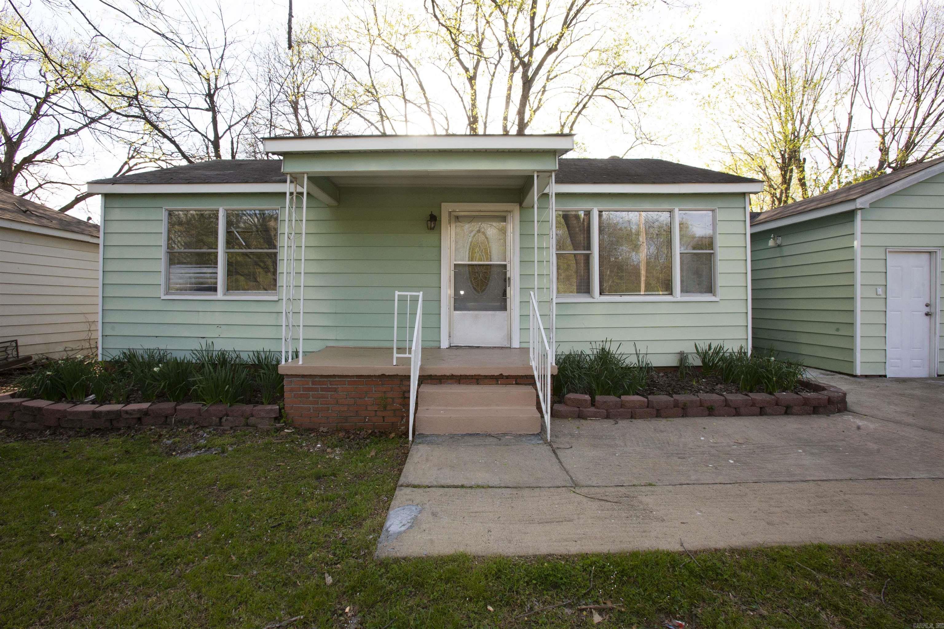 Banksberg - Residential Lease