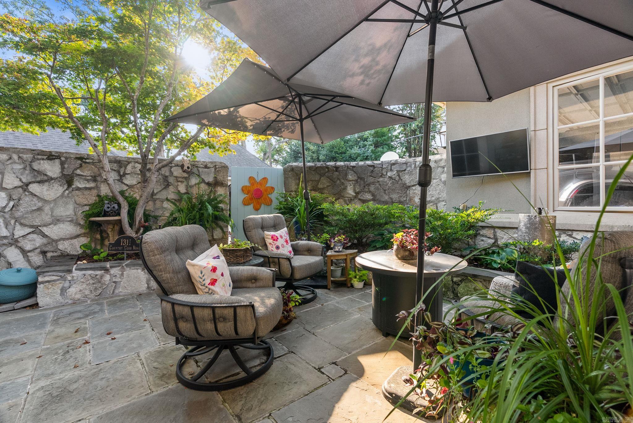 NEWTONS - Residential