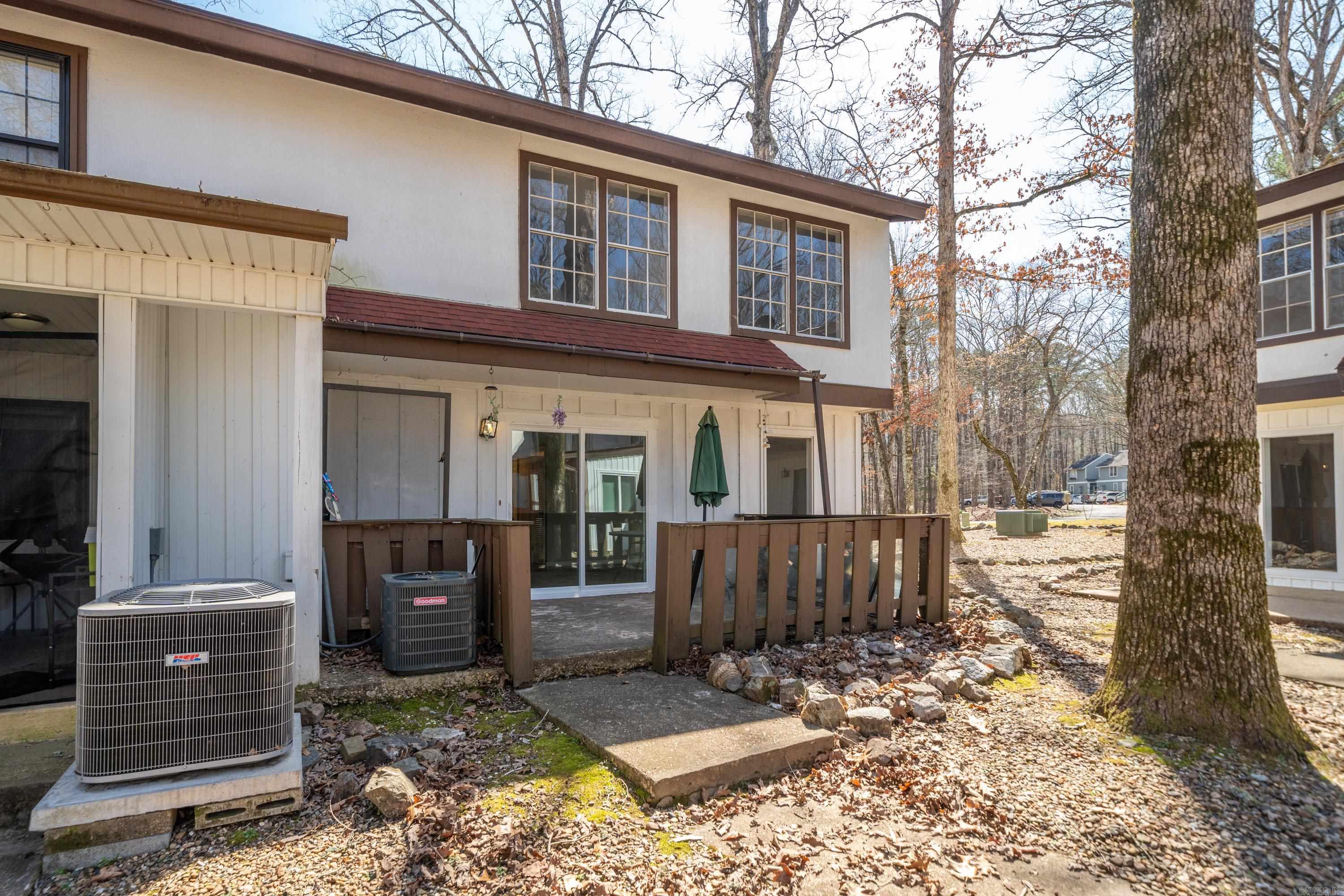 Desoto Courts Townhouse 1 - Residential