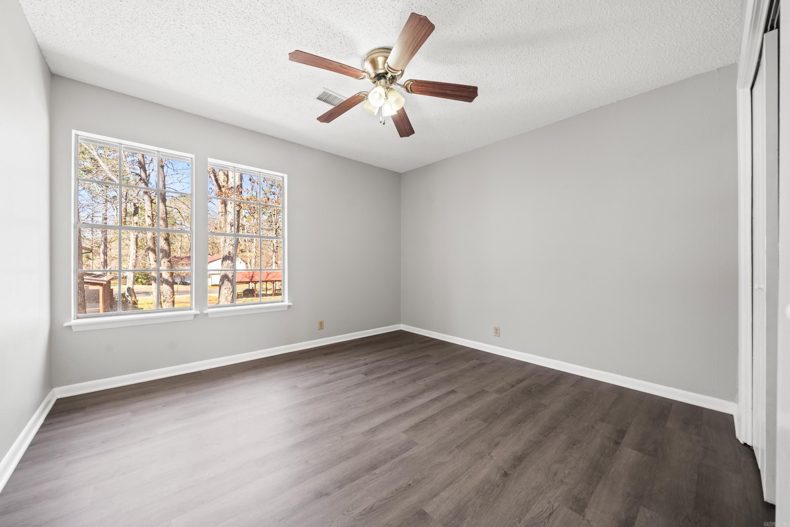Desoto Courts Townhouse 1 - Residential