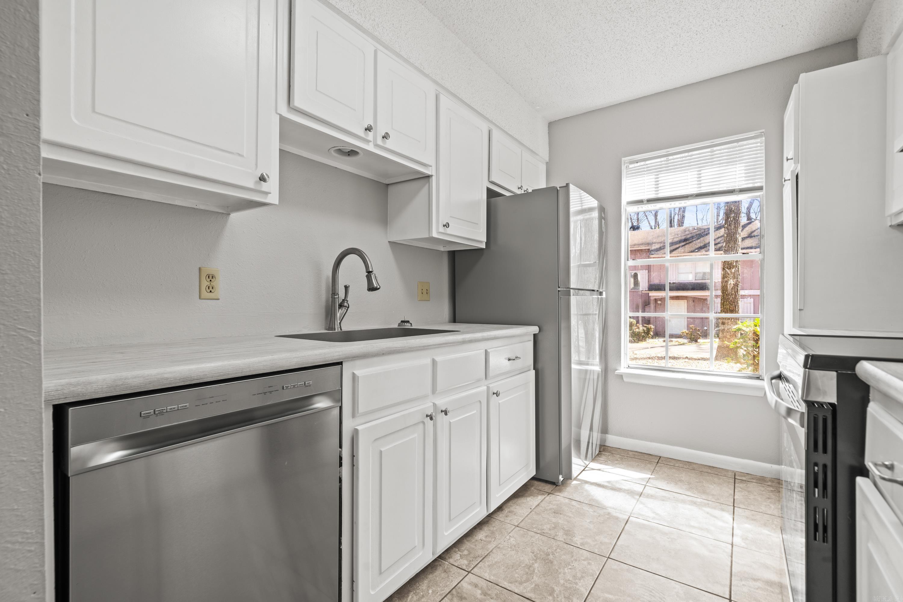 Desoto Courts Townhouse 1 - Residential