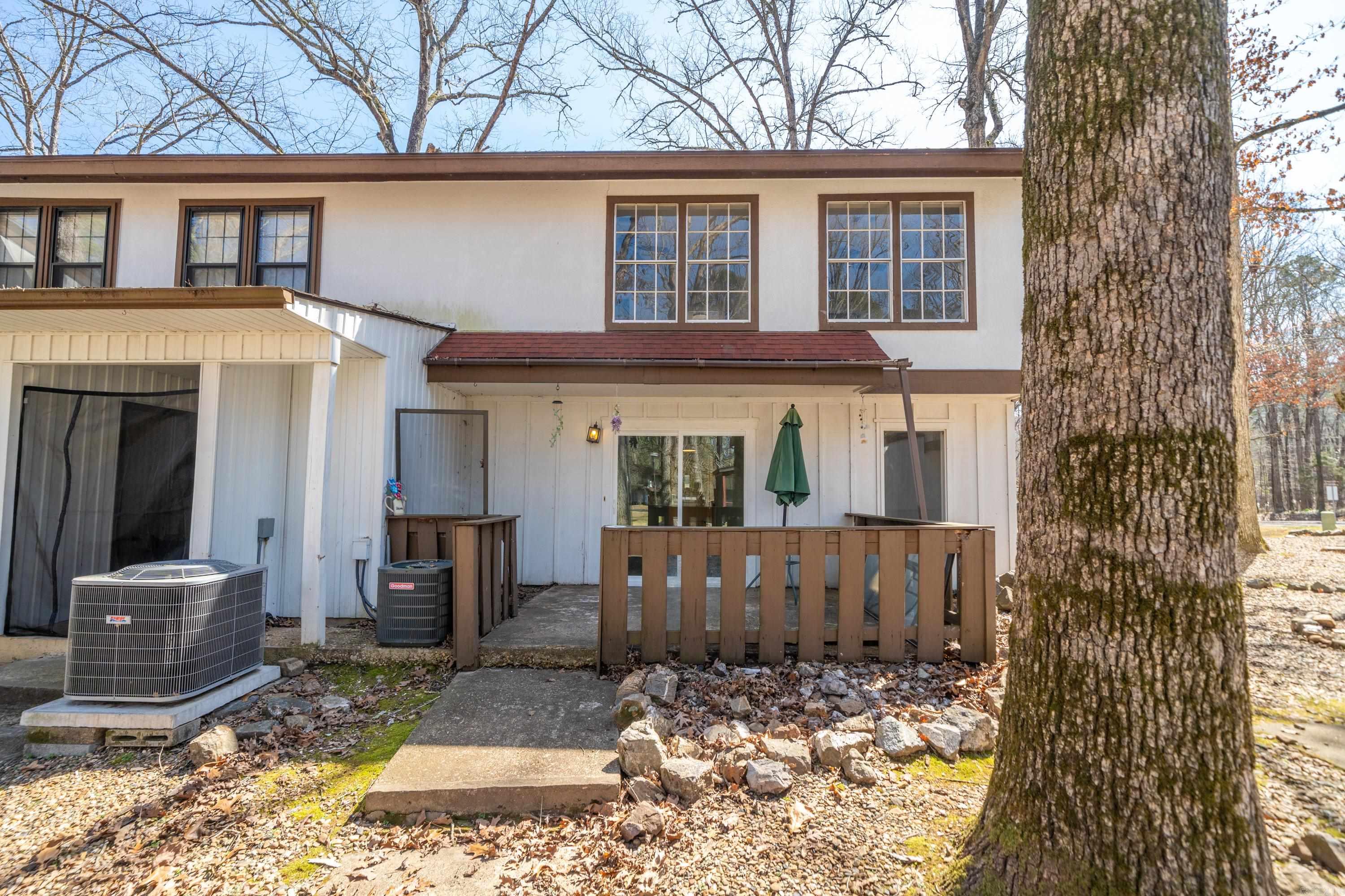 Desoto Courts Townhouse 1 - Residential