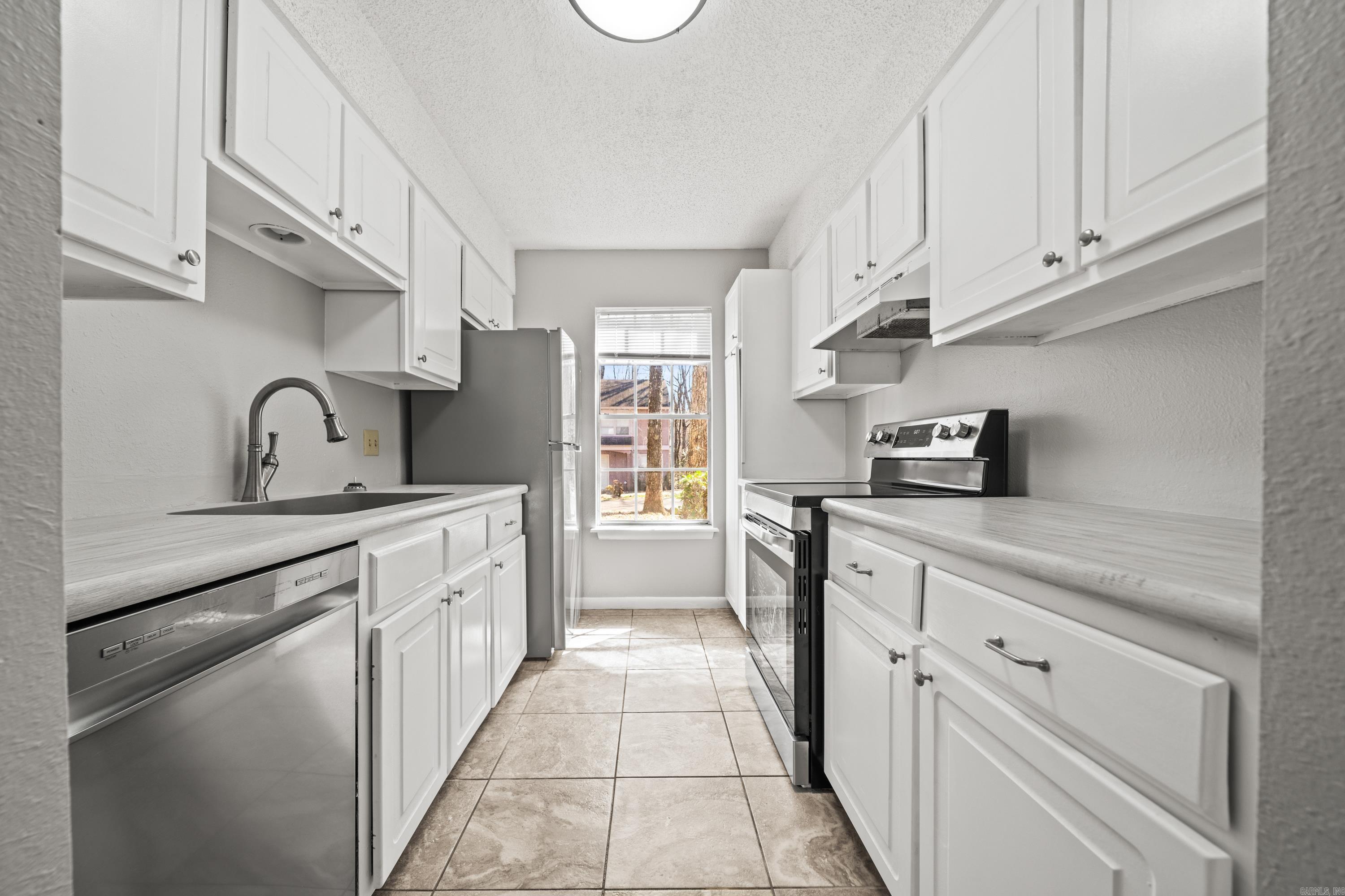 Desoto Courts Townhouse 1 - Residential