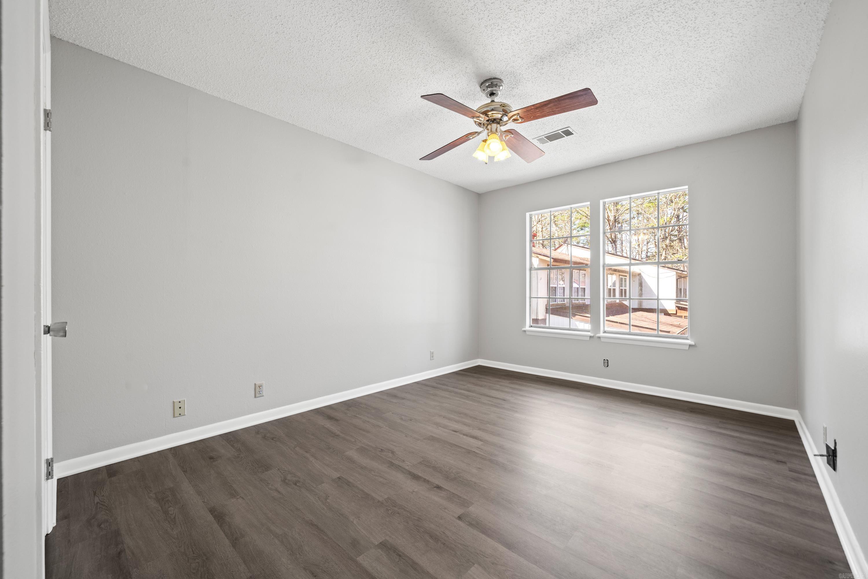 Desoto Courts Townhouse 1 - Residential