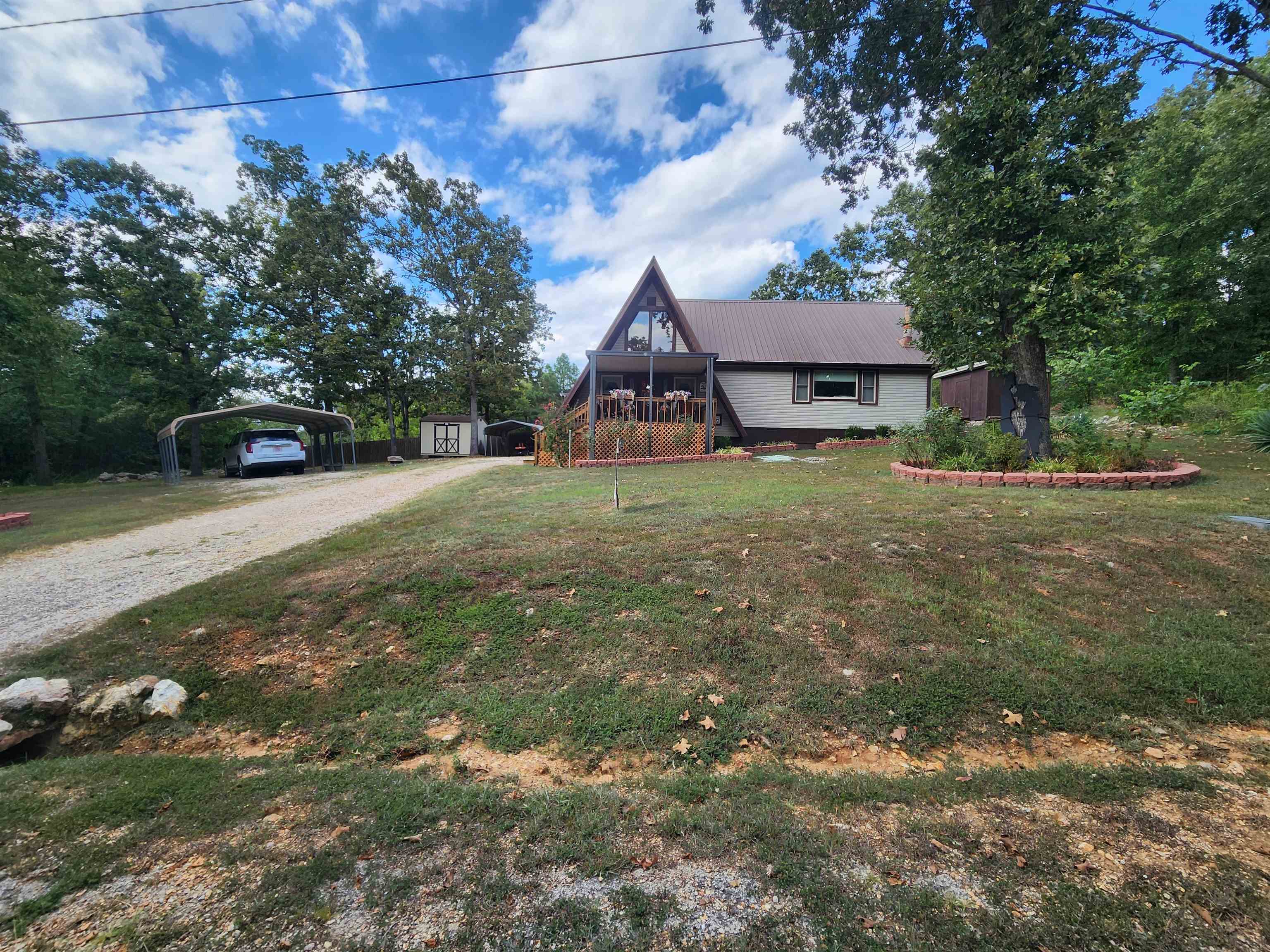 CROSSROADS - Residential