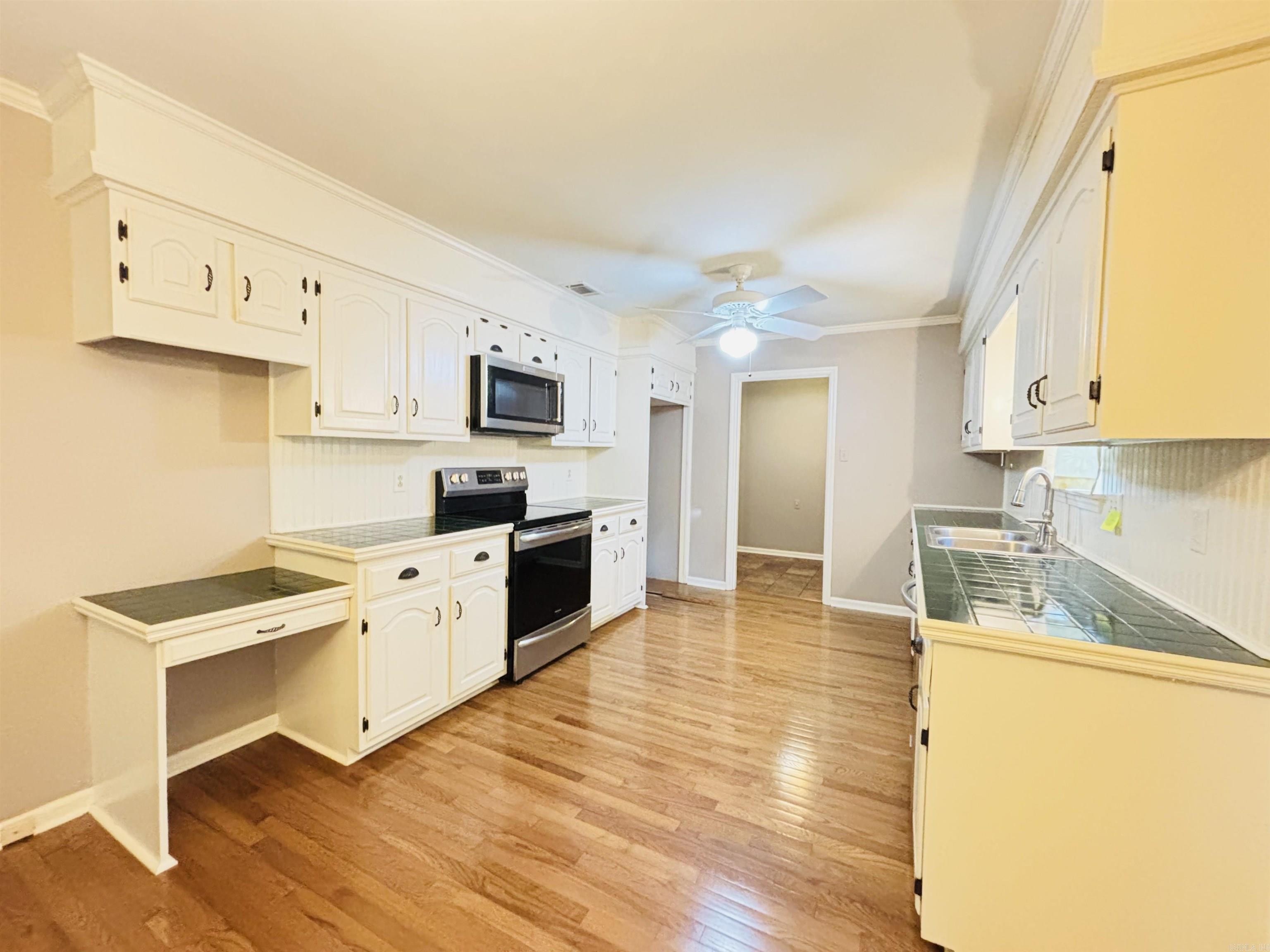 STURBRIDGE - Residential