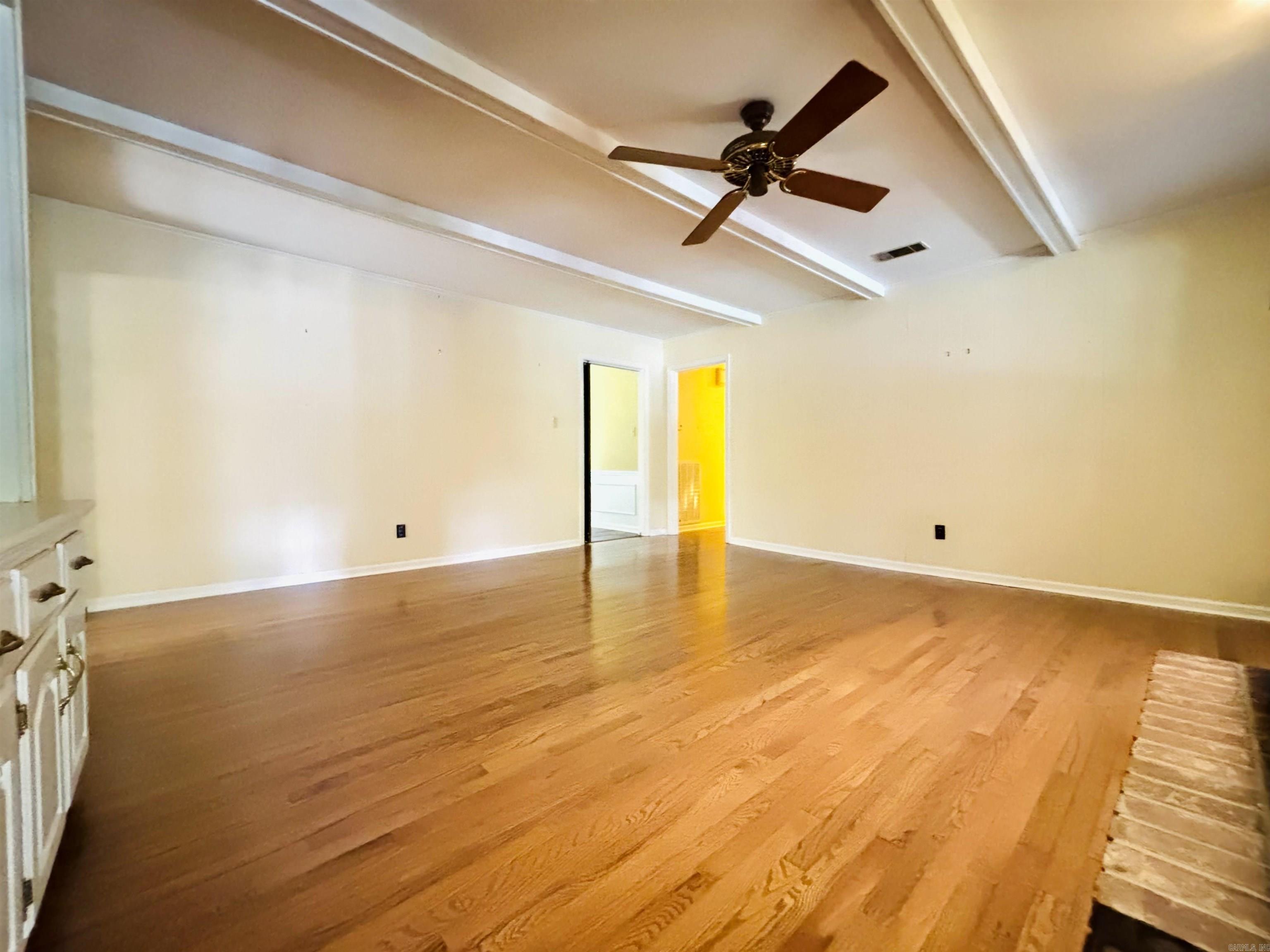 STURBRIDGE - Residential