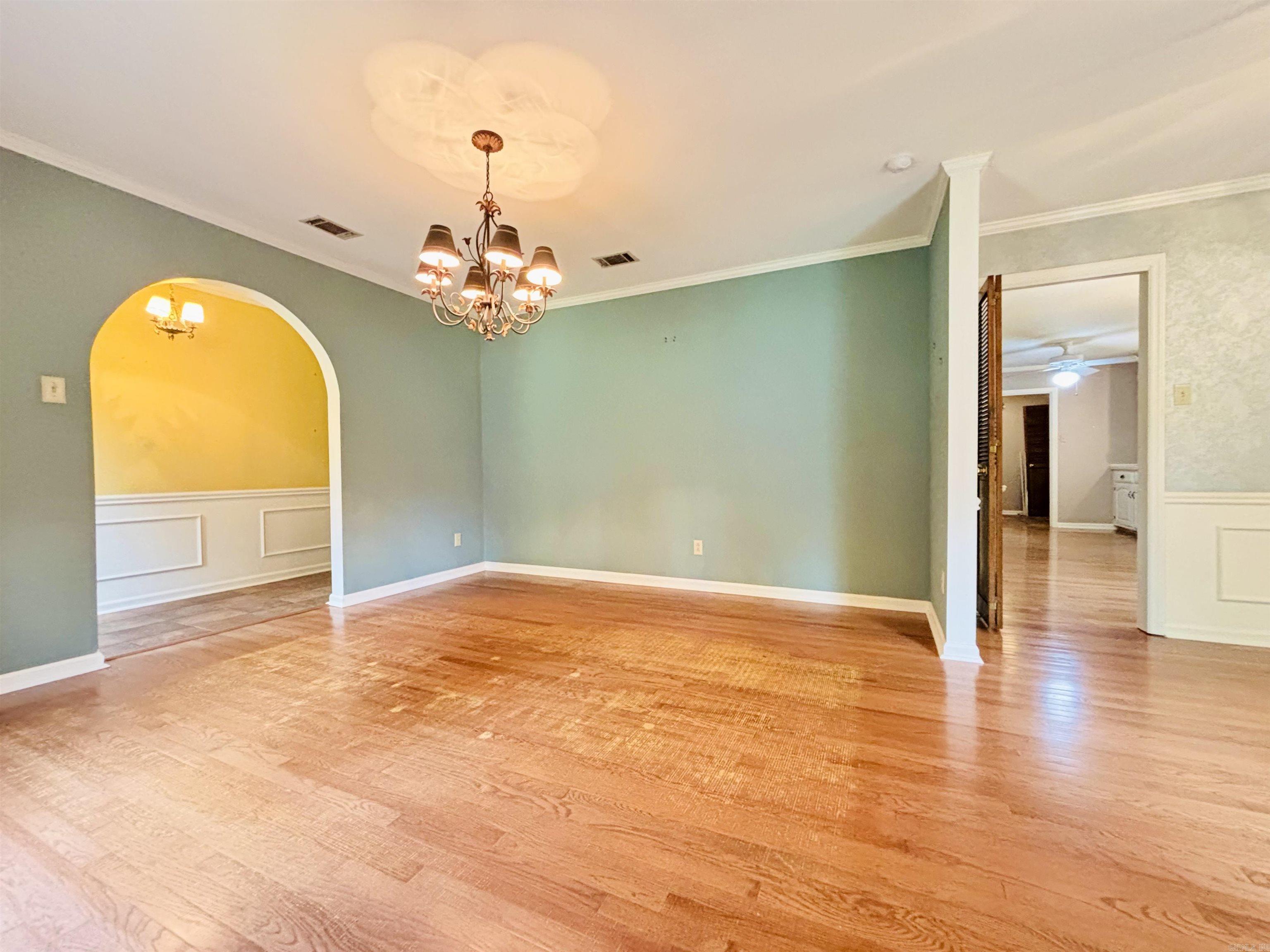 STURBRIDGE - Residential