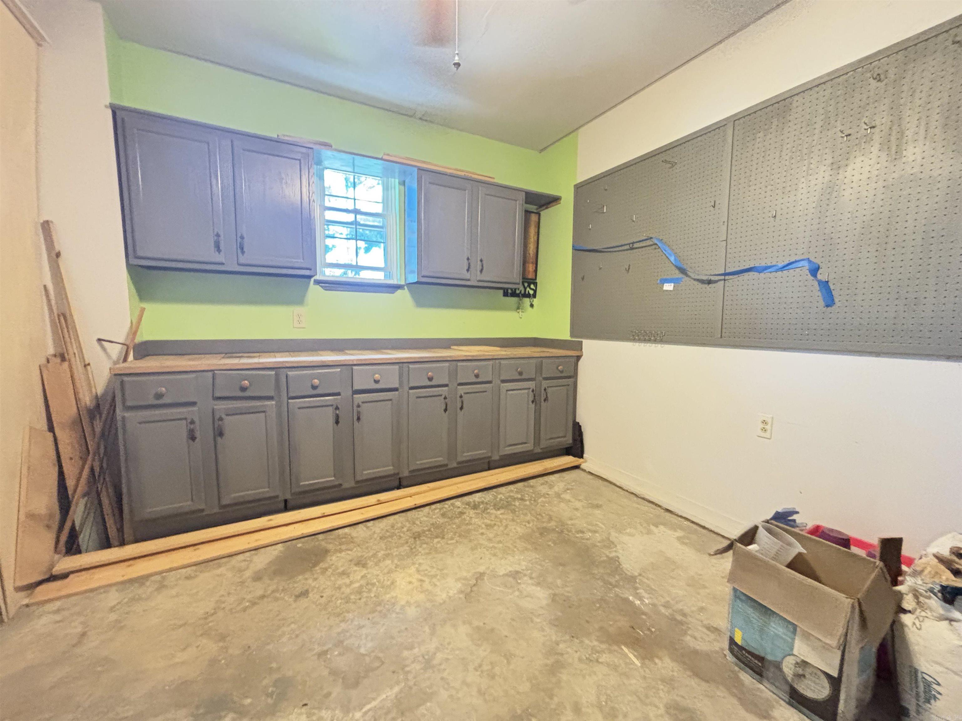 STURBRIDGE - Residential