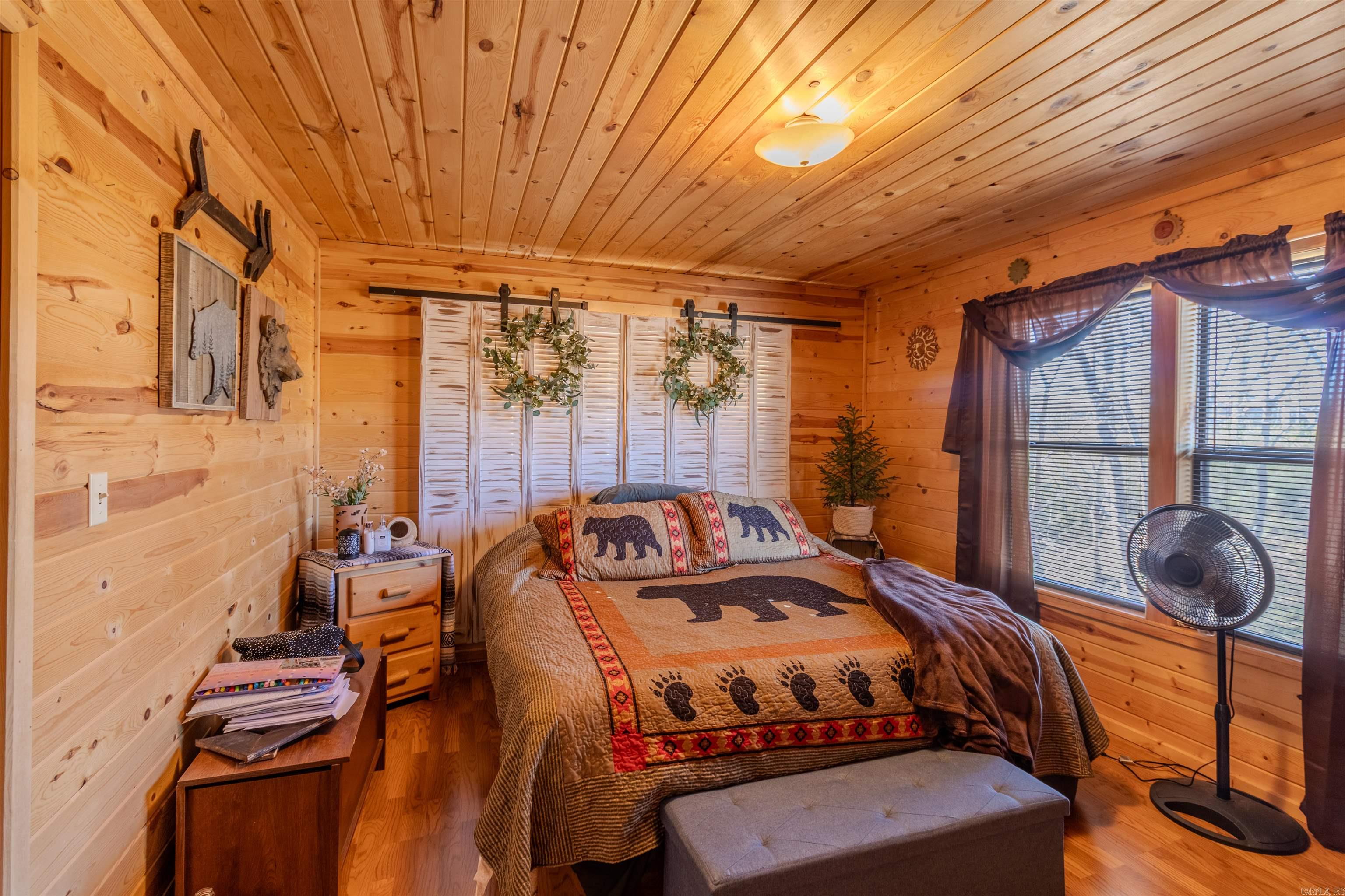 Outlots C 32-10-23 - Residential