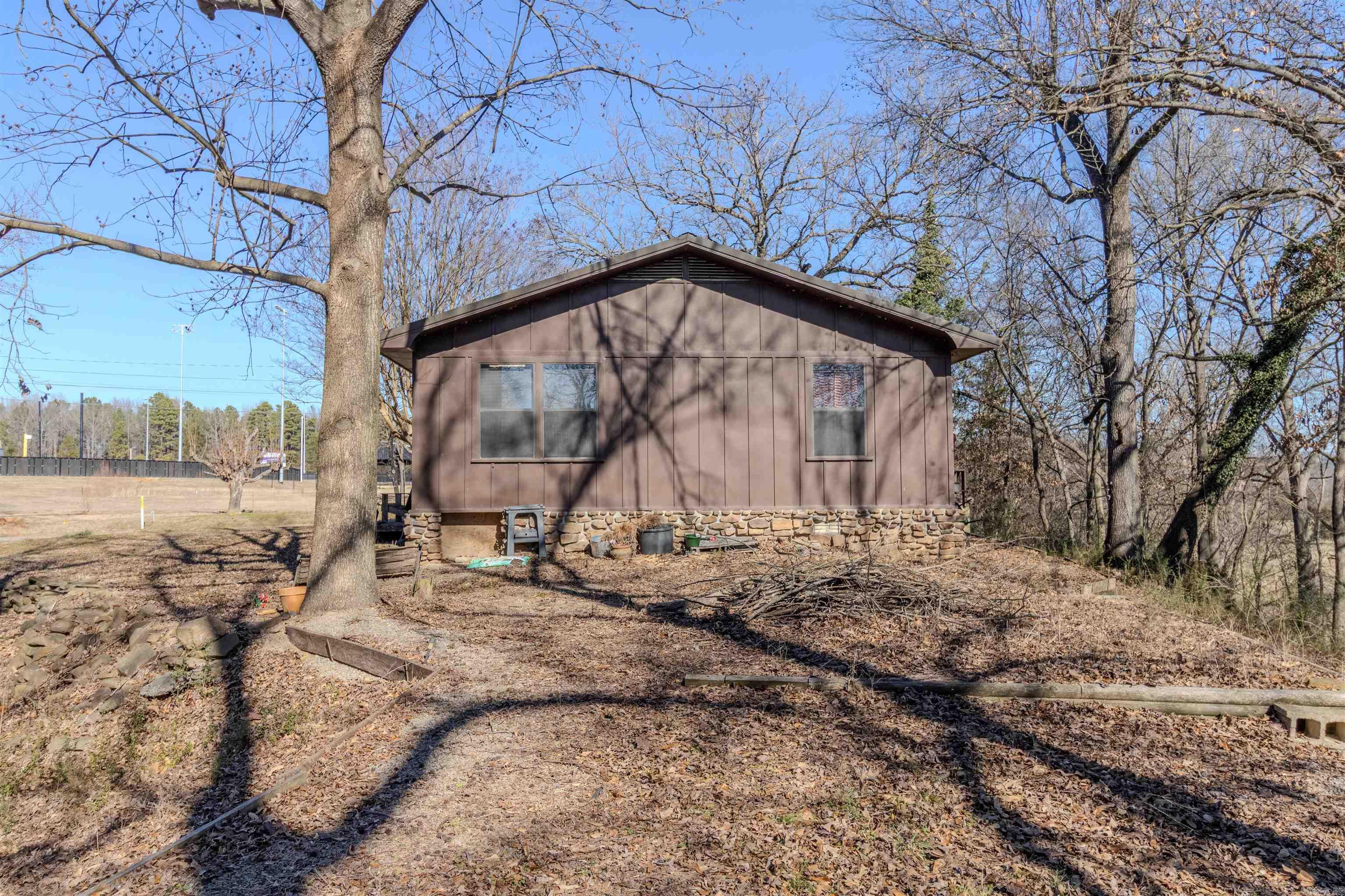 Outlots C 32-10-23 - Residential