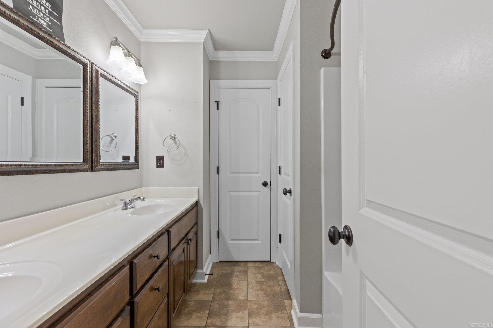 HICKORY HEIGHTS - Residential