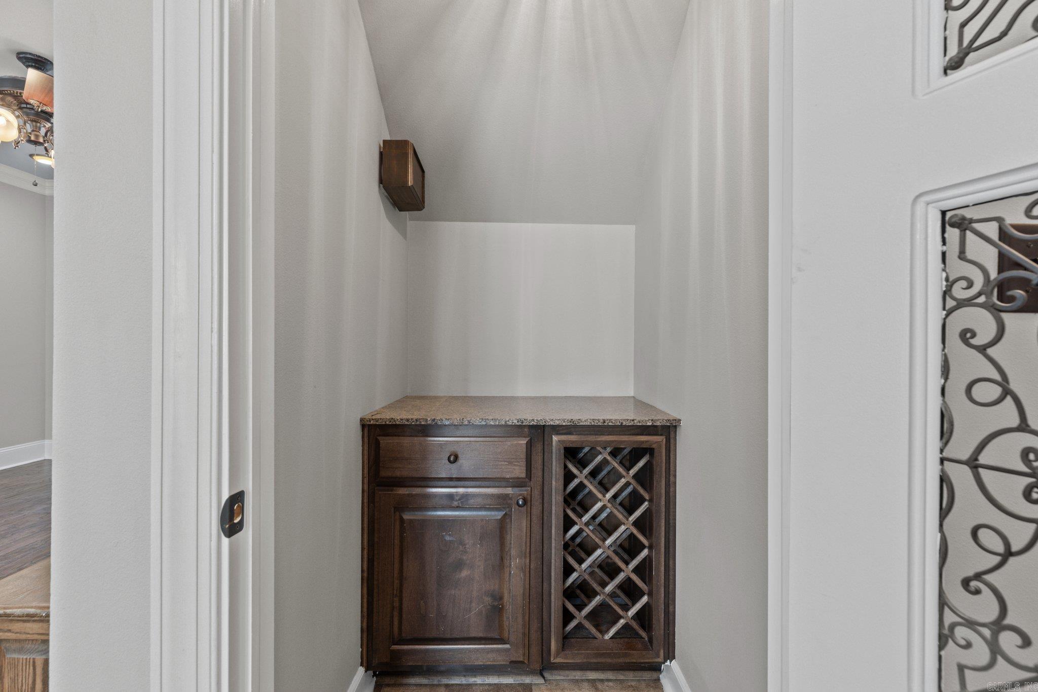 HICKORY HEIGHTS - Residential