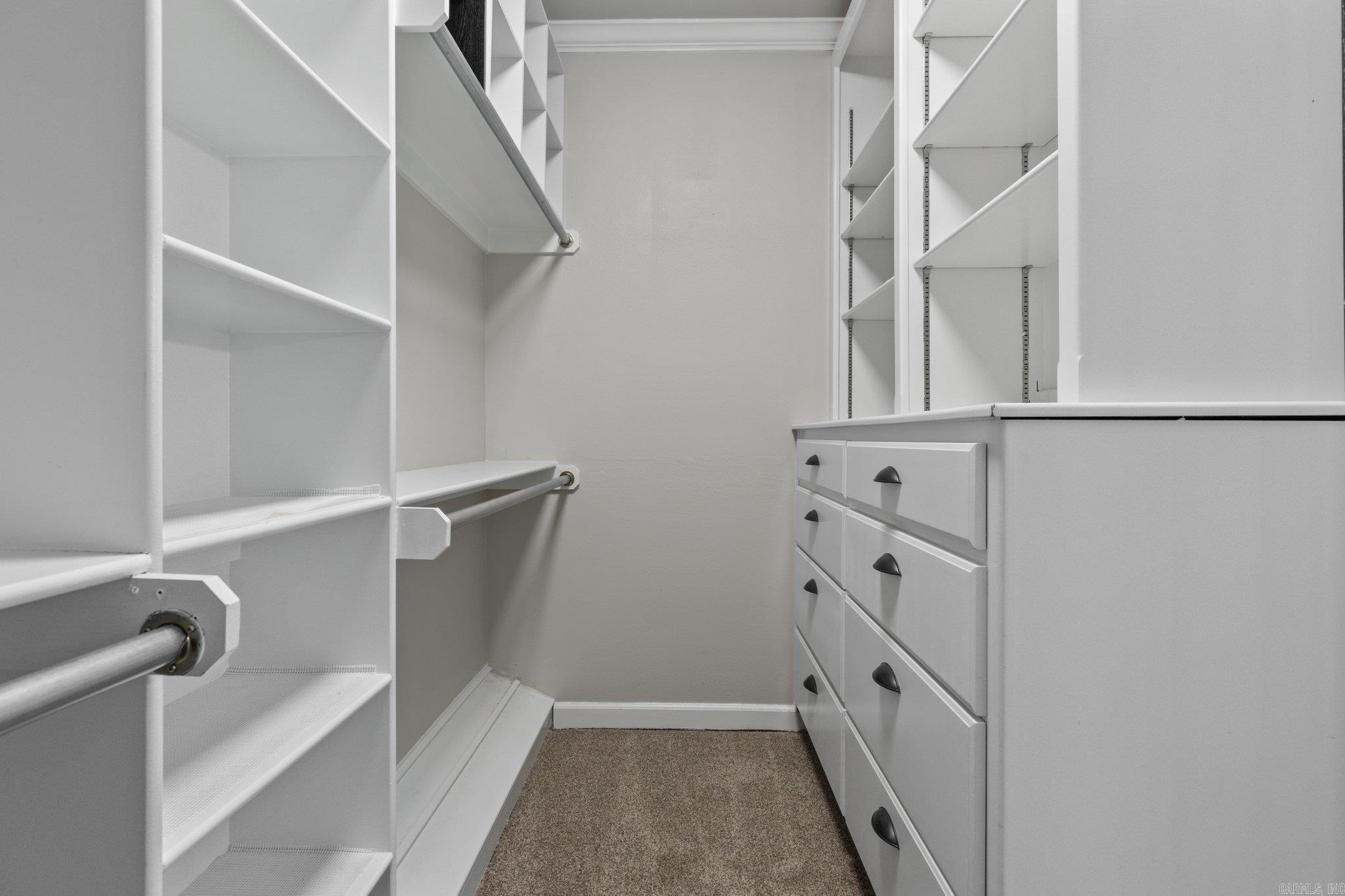 HICKORY HEIGHTS - Residential