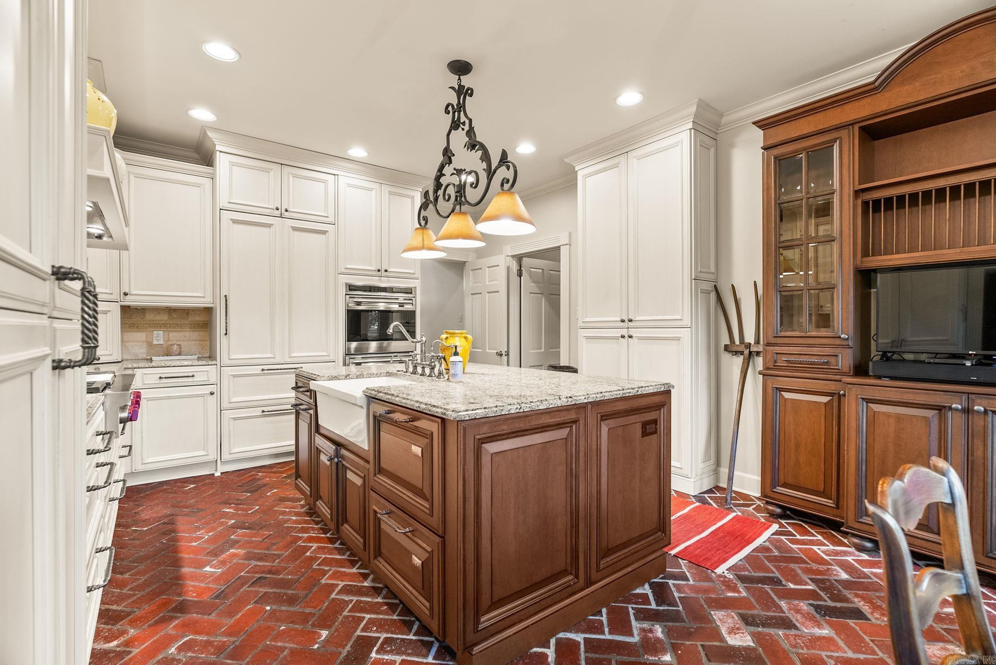 RIVER RIDGE MANOR - Residential