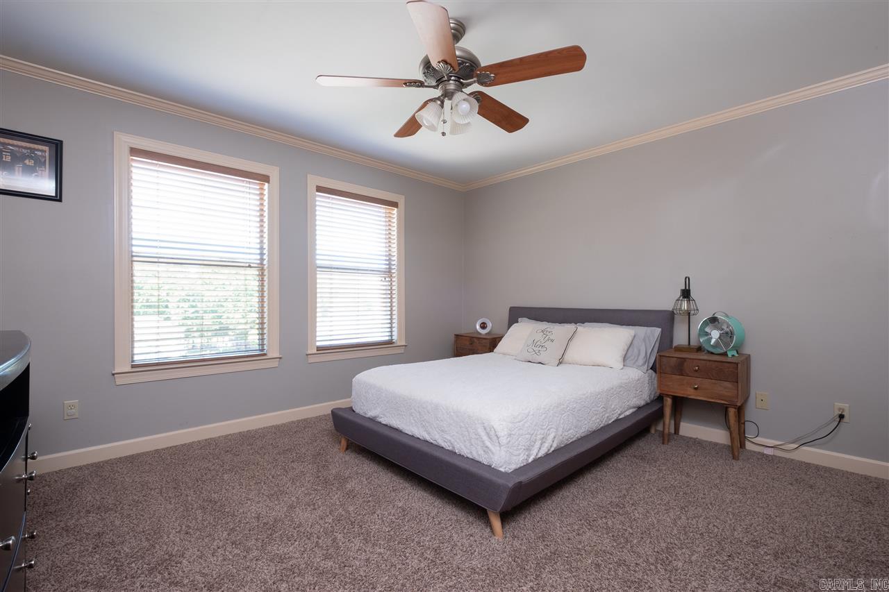 COUNTRY CLUB OF ARK THE - Residential