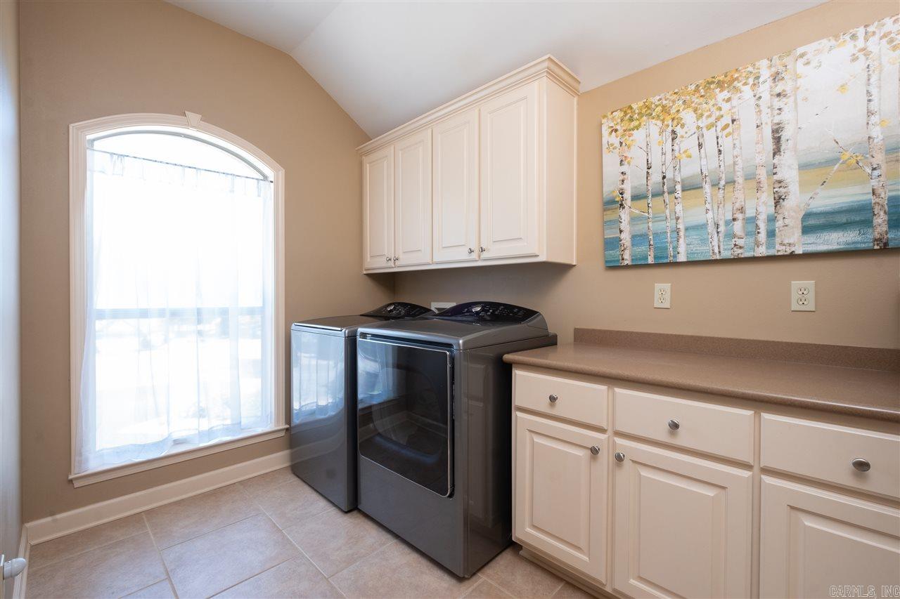 COUNTRY CLUB OF ARK THE - Residential