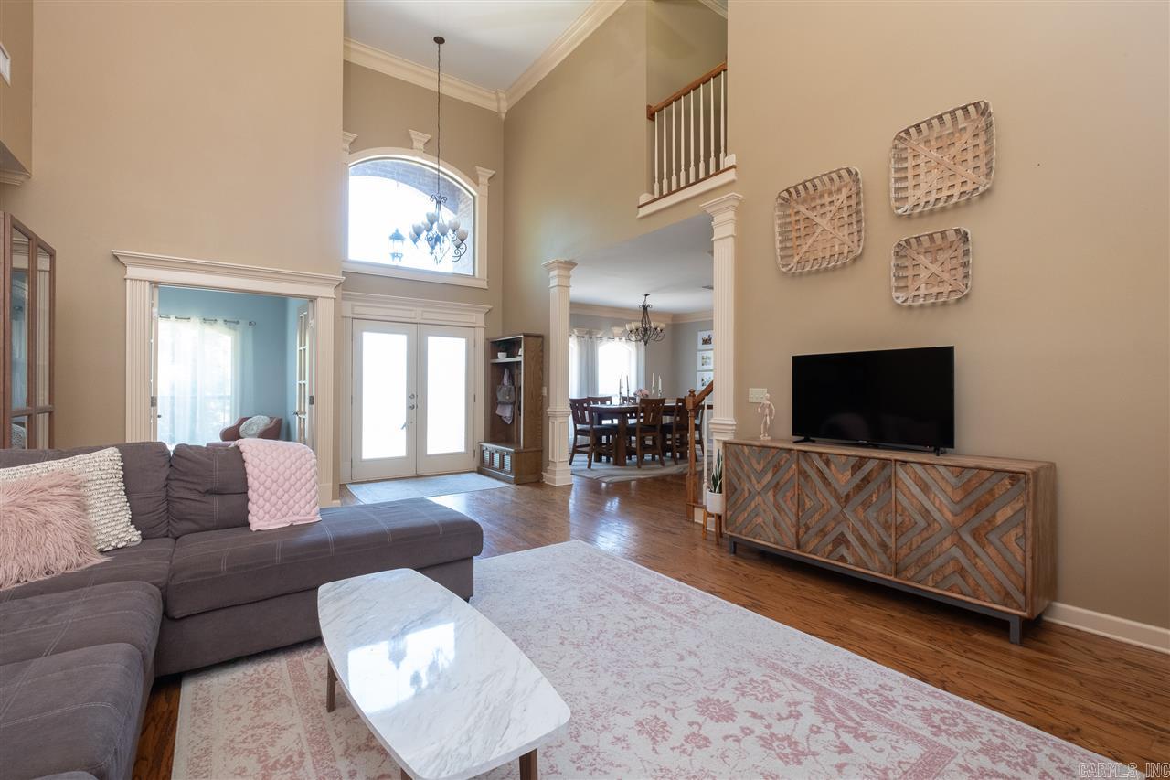 COUNTRY CLUB OF ARK THE - Residential