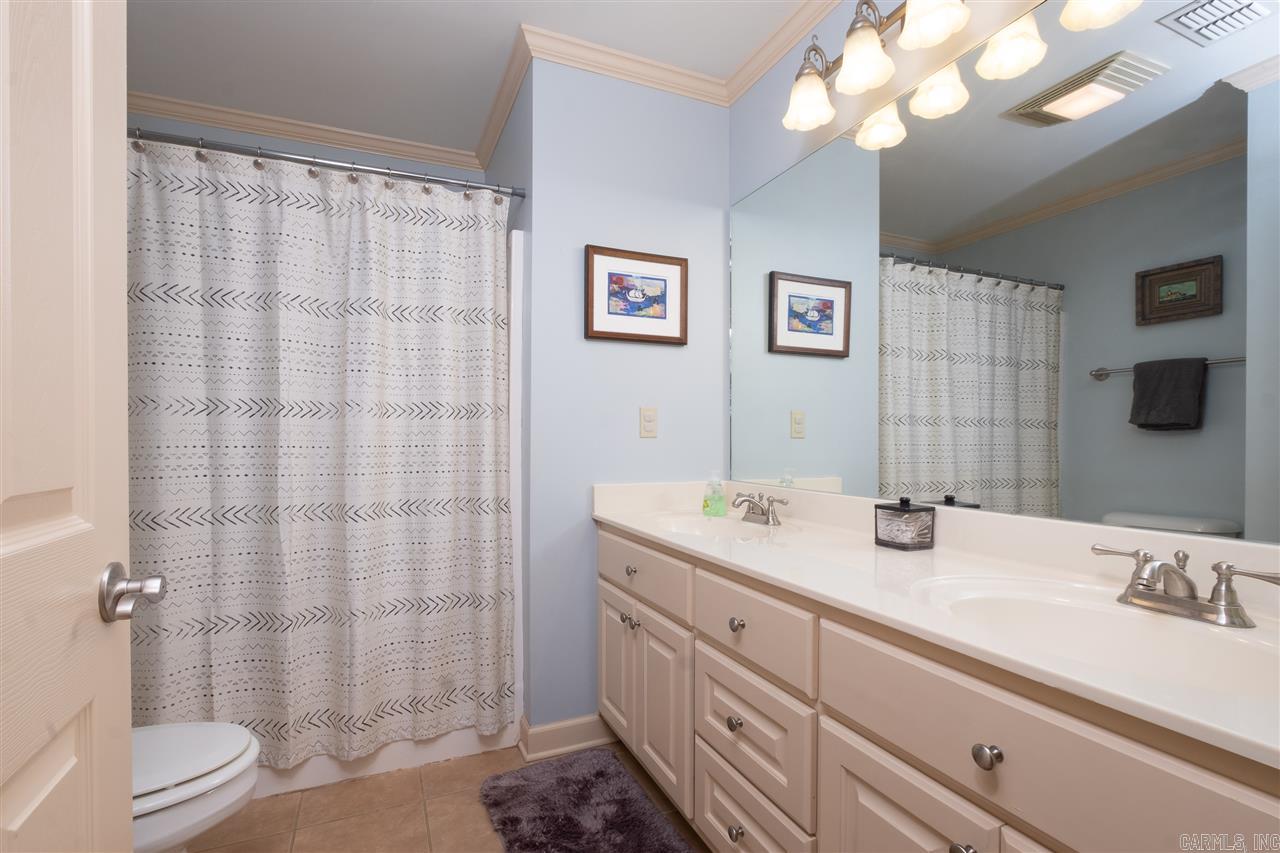 COUNTRY CLUB OF ARK THE - Residential