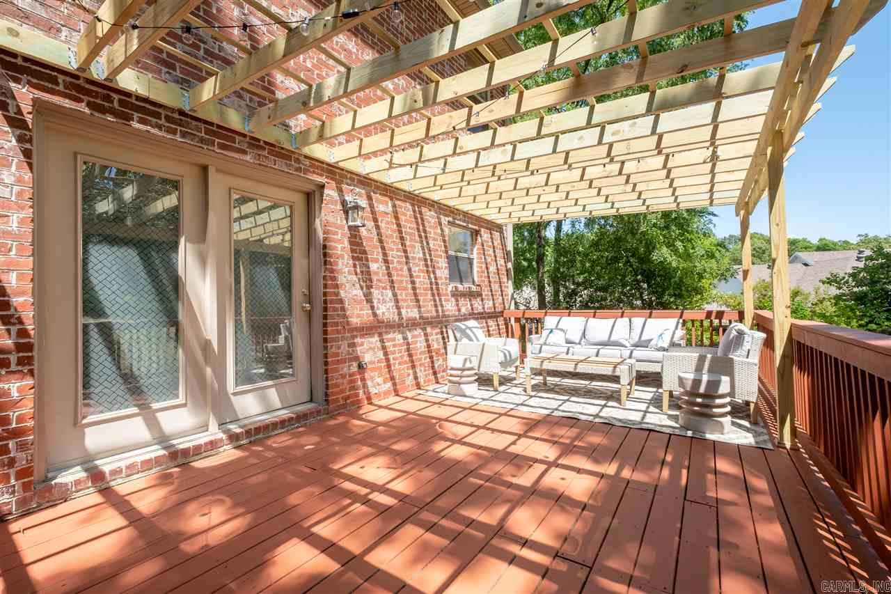 COUNTRY CLUB OF ARK THE - Residential