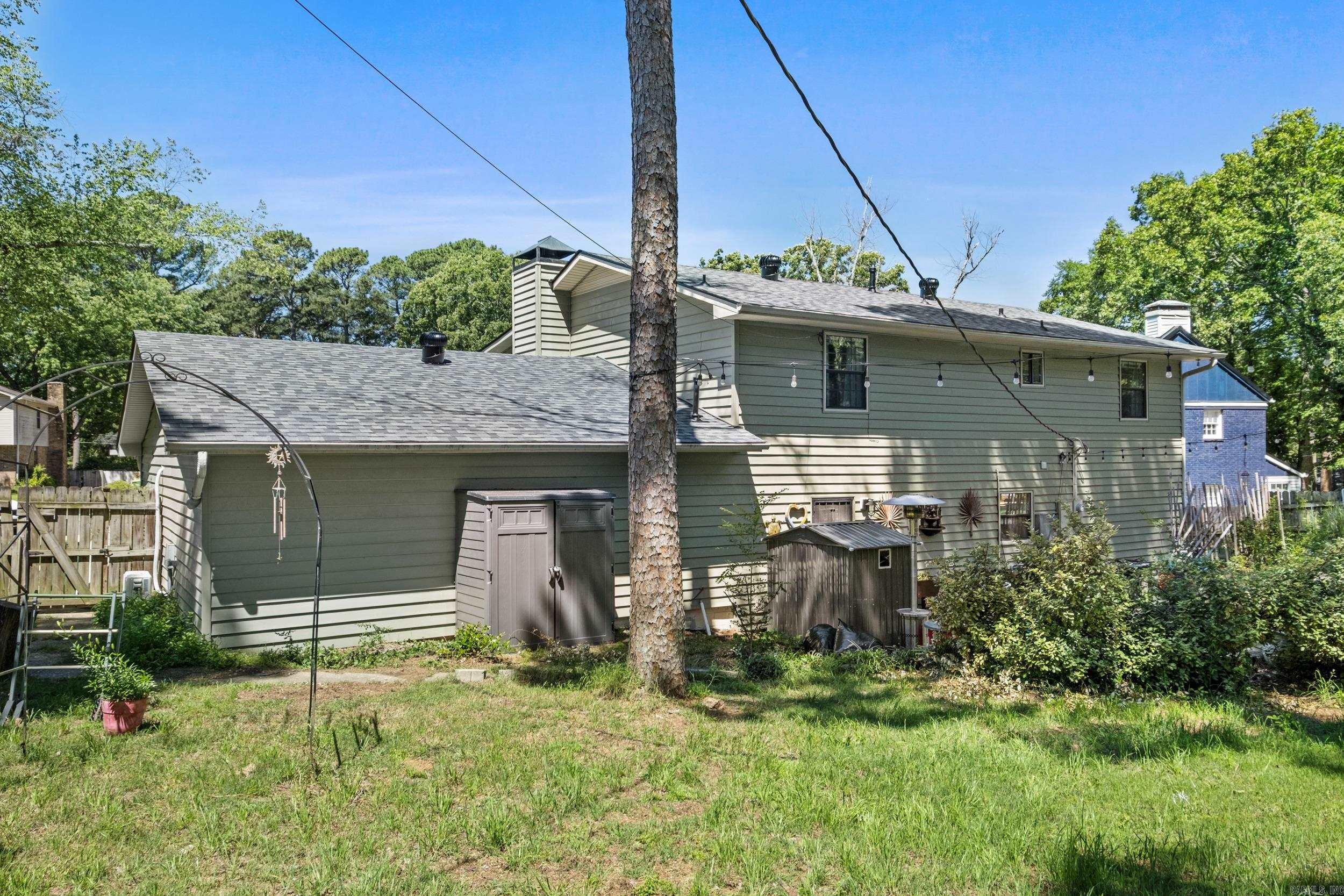 LUDINGTON HGTS - Residential