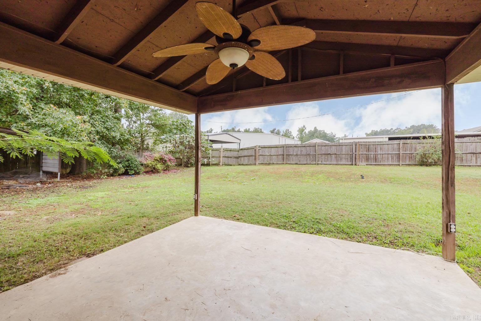 PINE MANOR SUB DIV - Residential