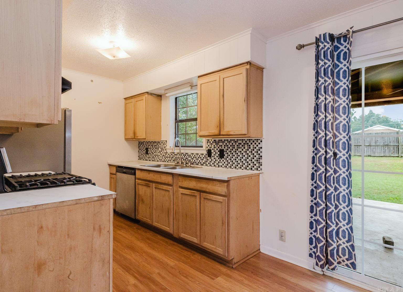 PINE MANOR SUB DIV - Residential