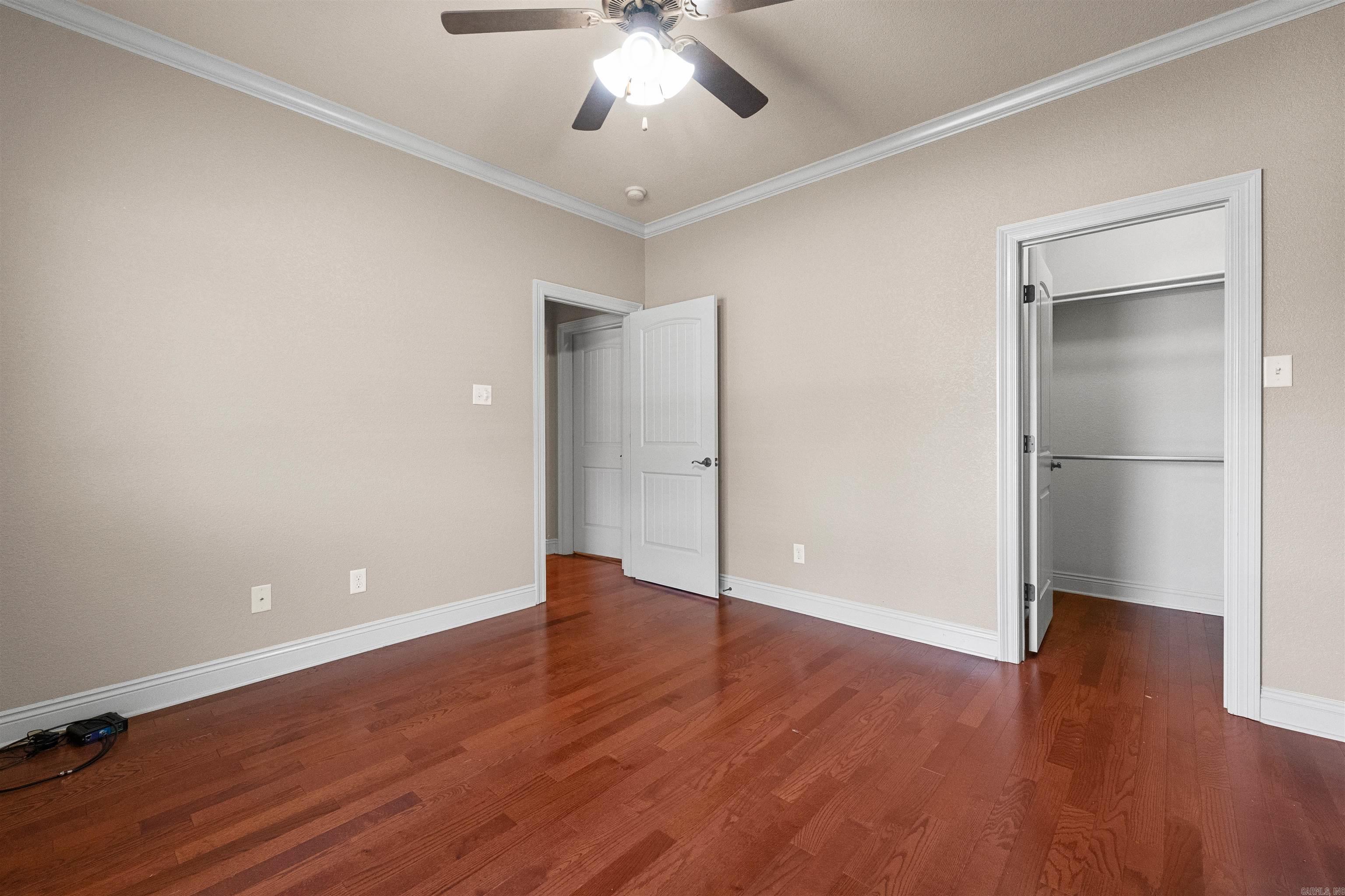 SHADOW CREEK - Residential