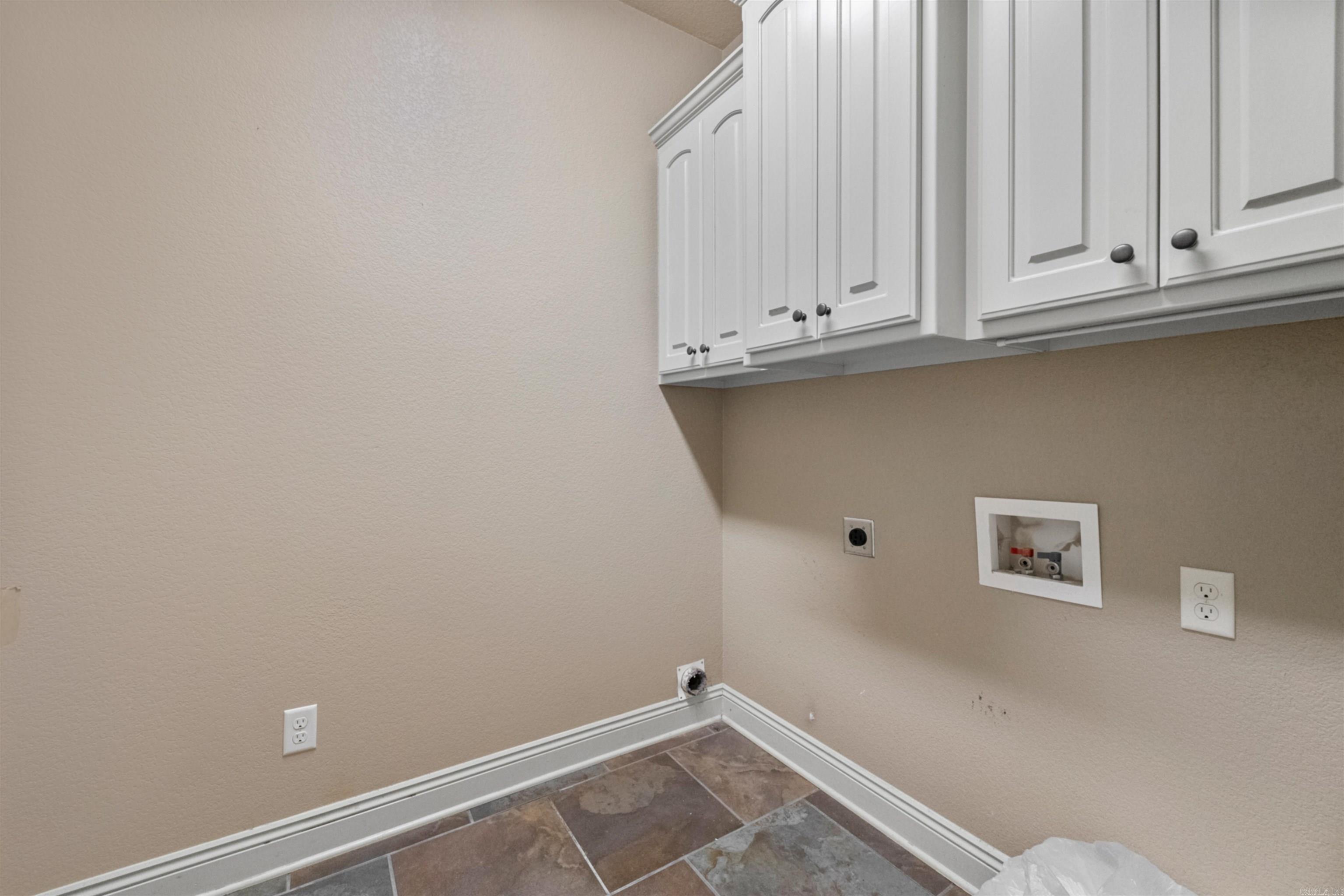 SHADOW CREEK - Residential