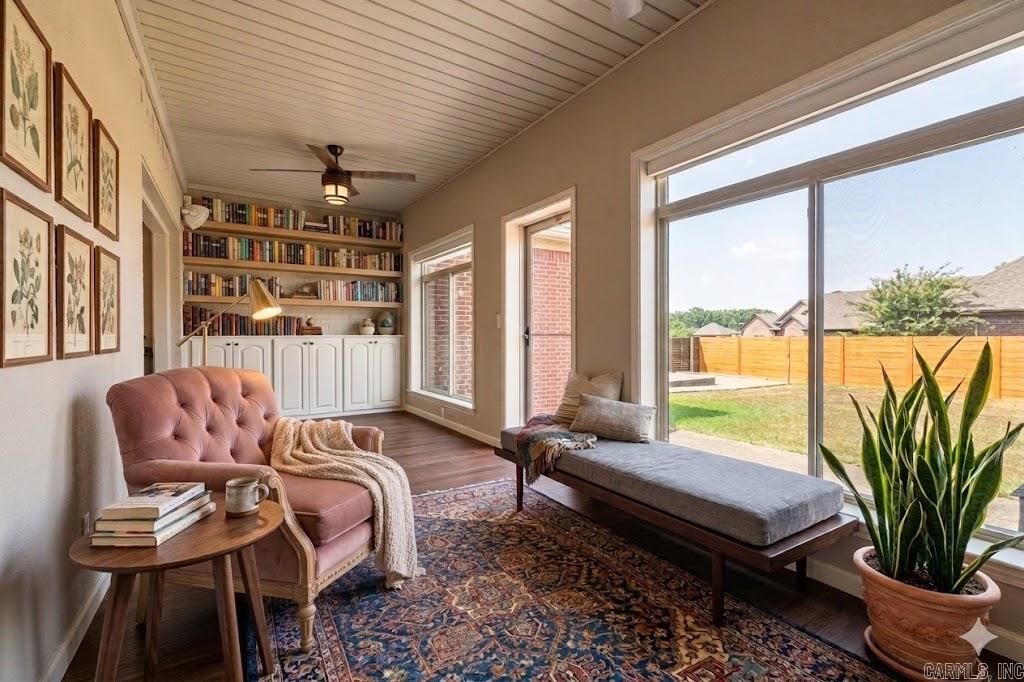 SHADOW CREEK - Residential