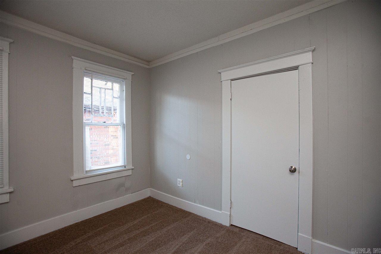 Jones & Worthen - Residential Lease