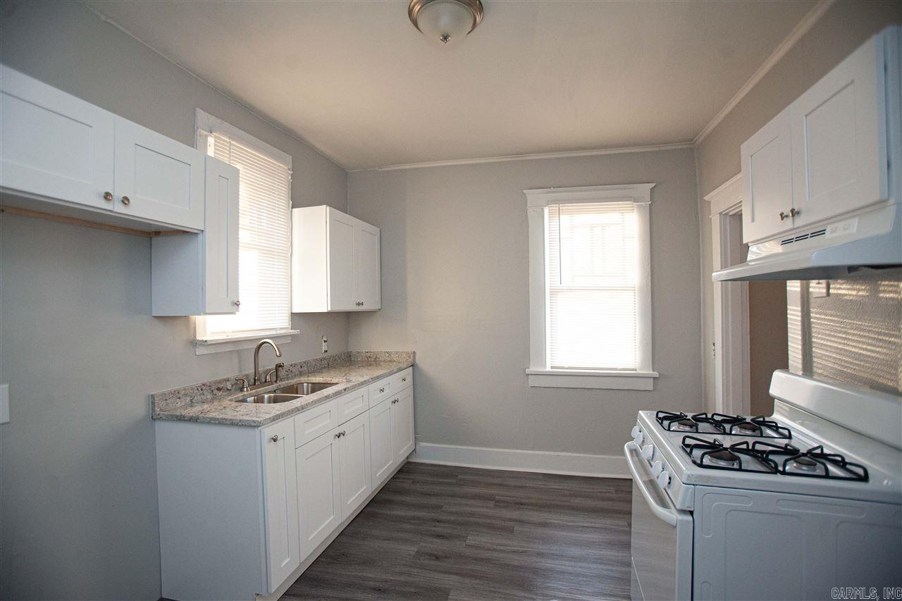 Jones & Worthen - Residential Lease