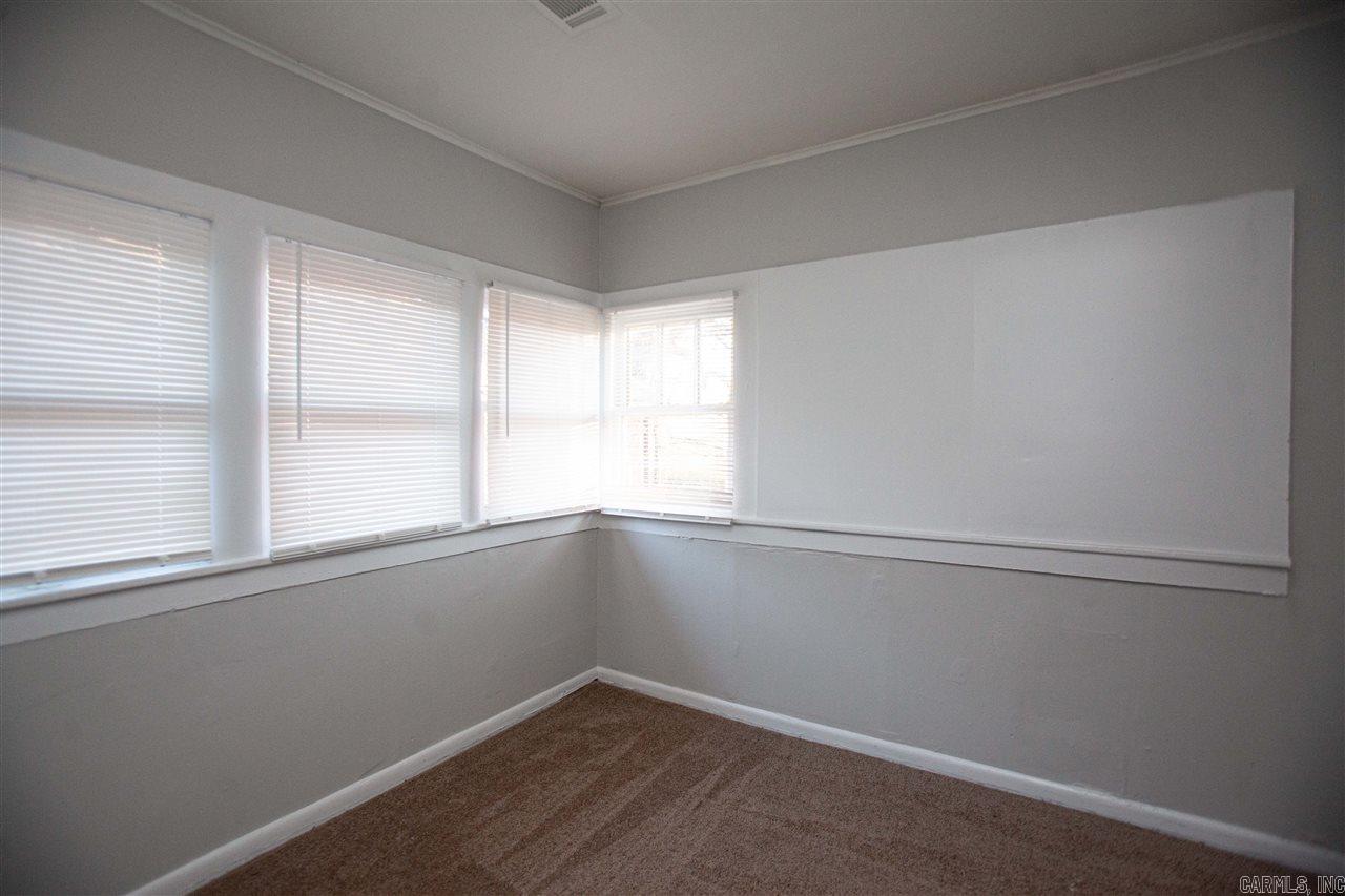 Jones & Worthen - Residential Lease