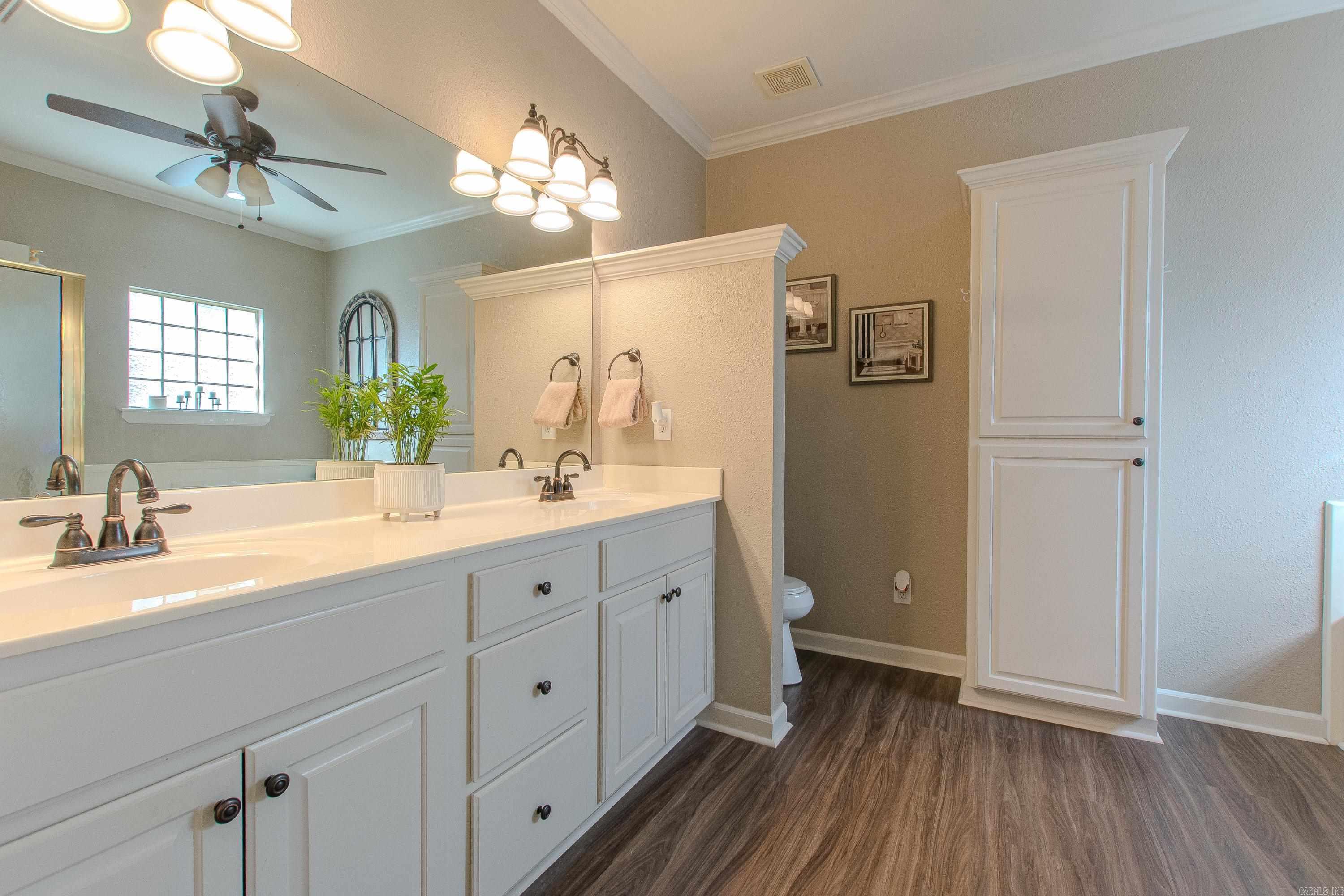 WINDSOR VALLEY ADDN - Residential