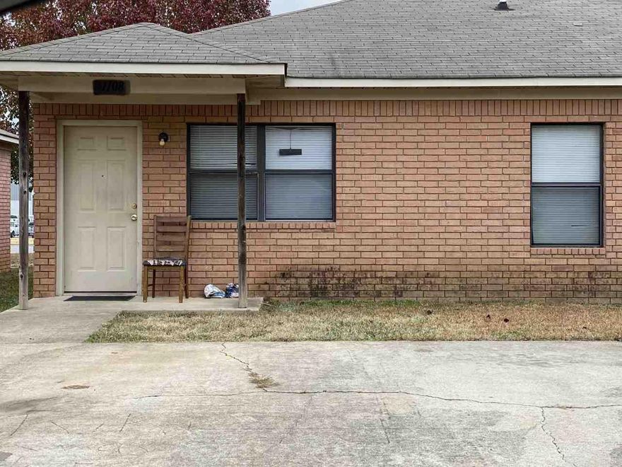 2 bedroom/1 bath duplex. No carpet! Unit includes a back patio with a storage closet. Lawn maintenance included in rent.   UP to two pets allowed with approval and $250 non-refundable pet fee per pet  Application/Background check and Security Deposit required.