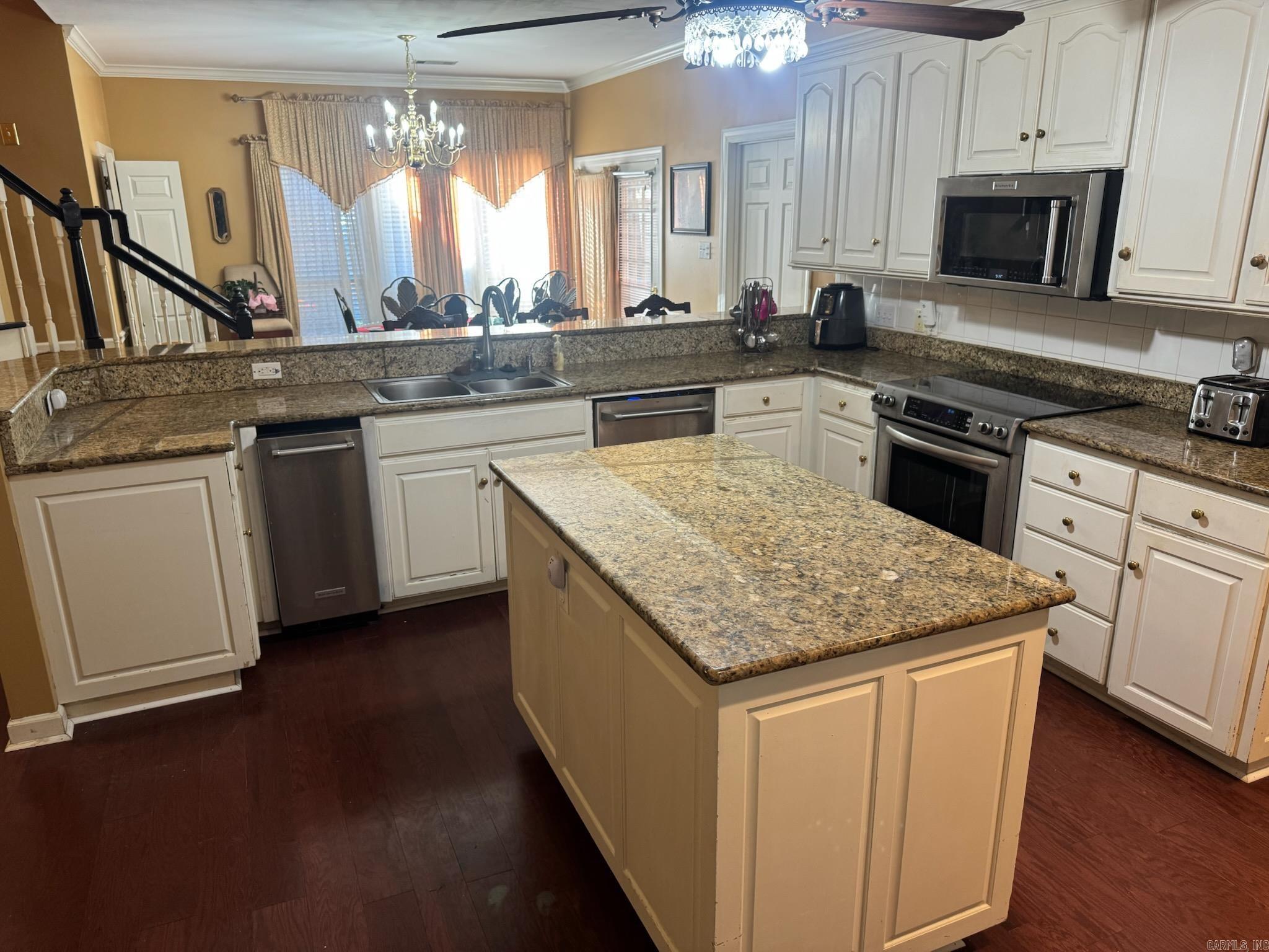 CHENAL VALLEY ABERDEEN - Residential