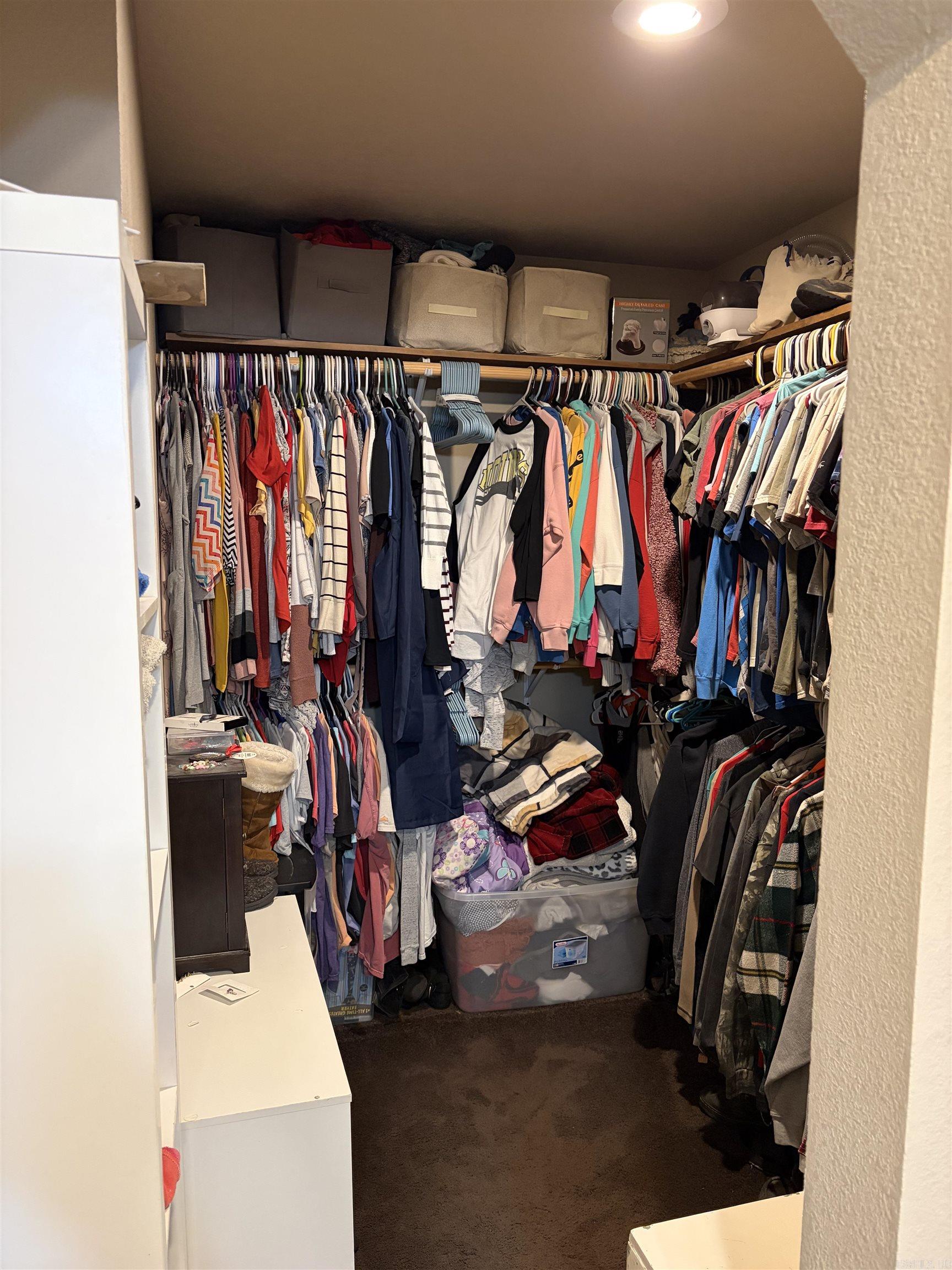 PILOT HILL - Residential